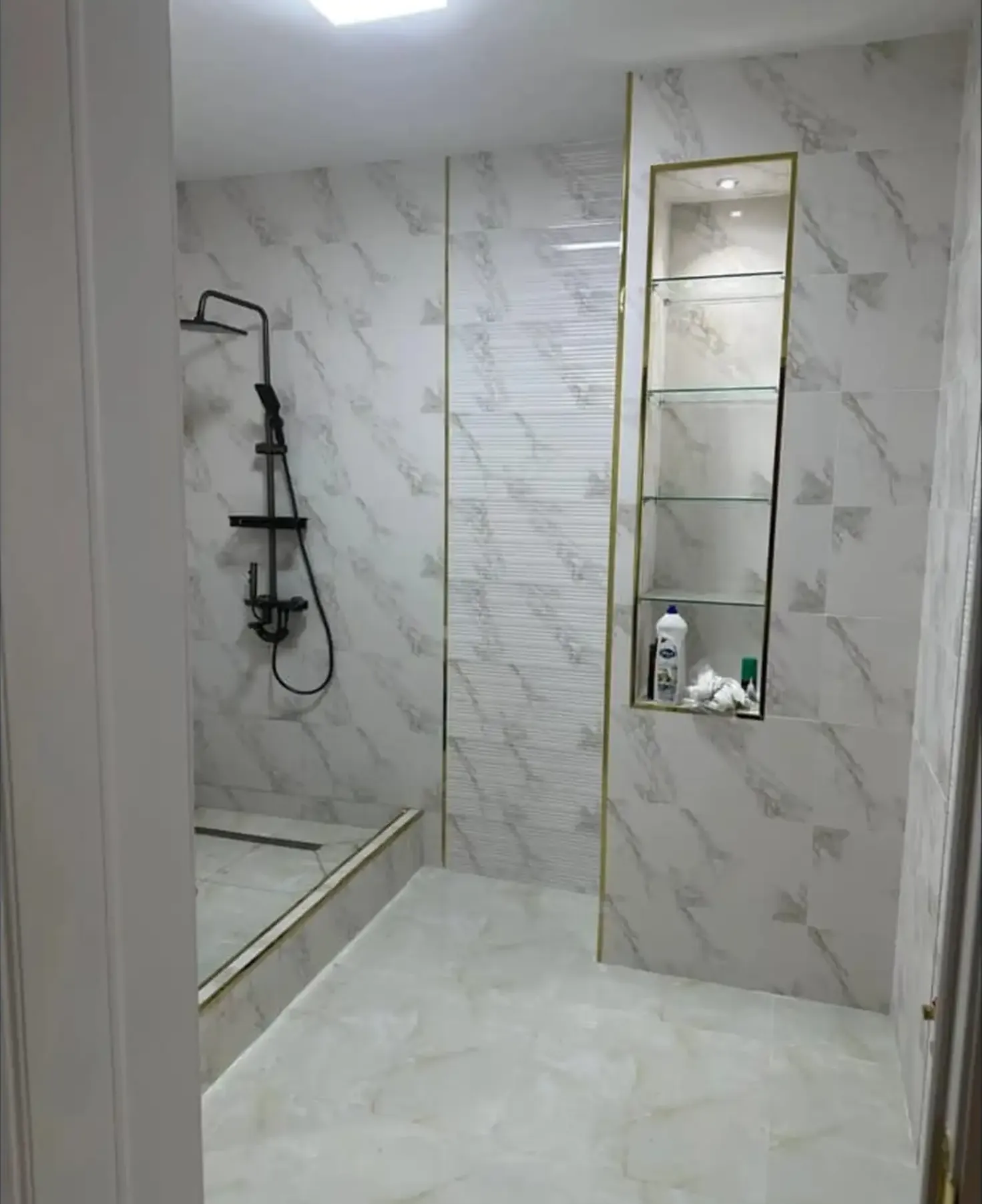 3-комн. квартира, 11 этаж, 98м², Шохмансур