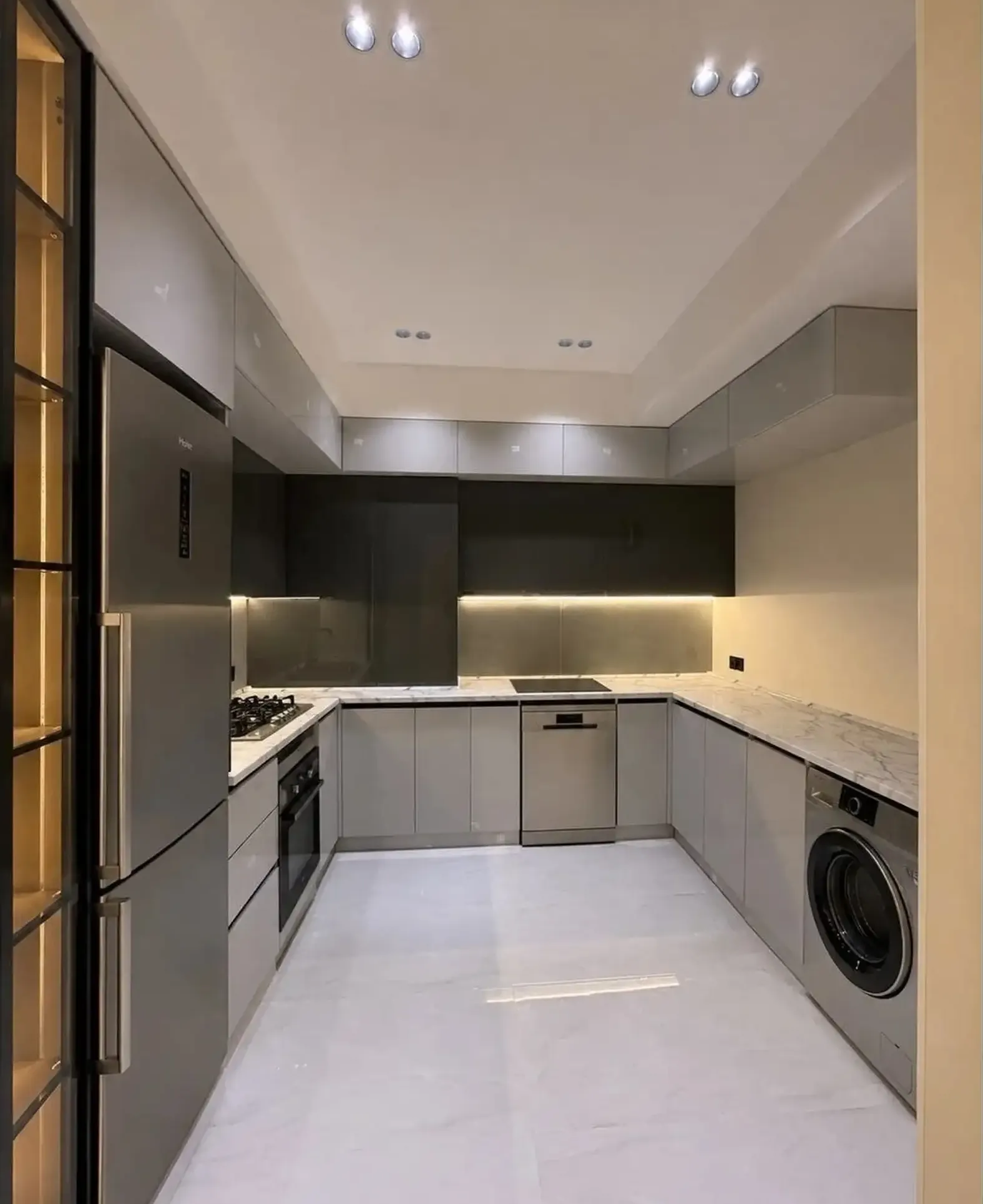 3-комн. квартира, 3 этаж, 97 м², Шохмансур Овир