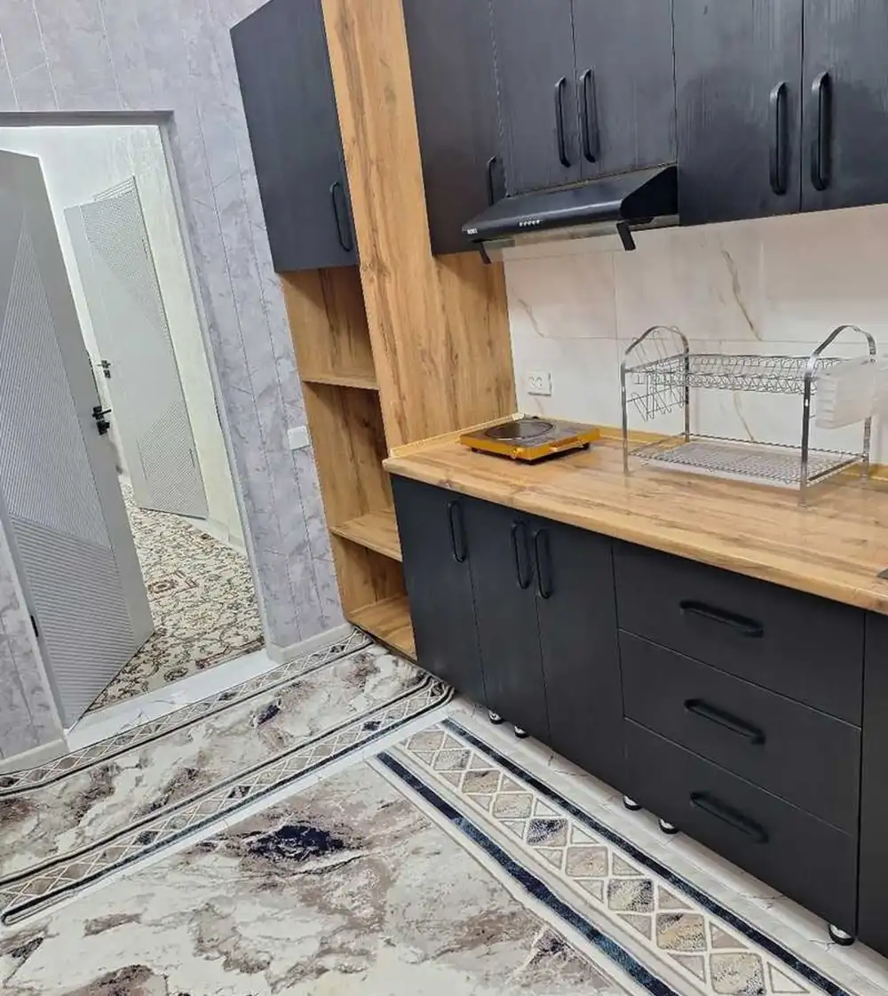 2-комн. квартира, 6 этаж, 75м², Овир