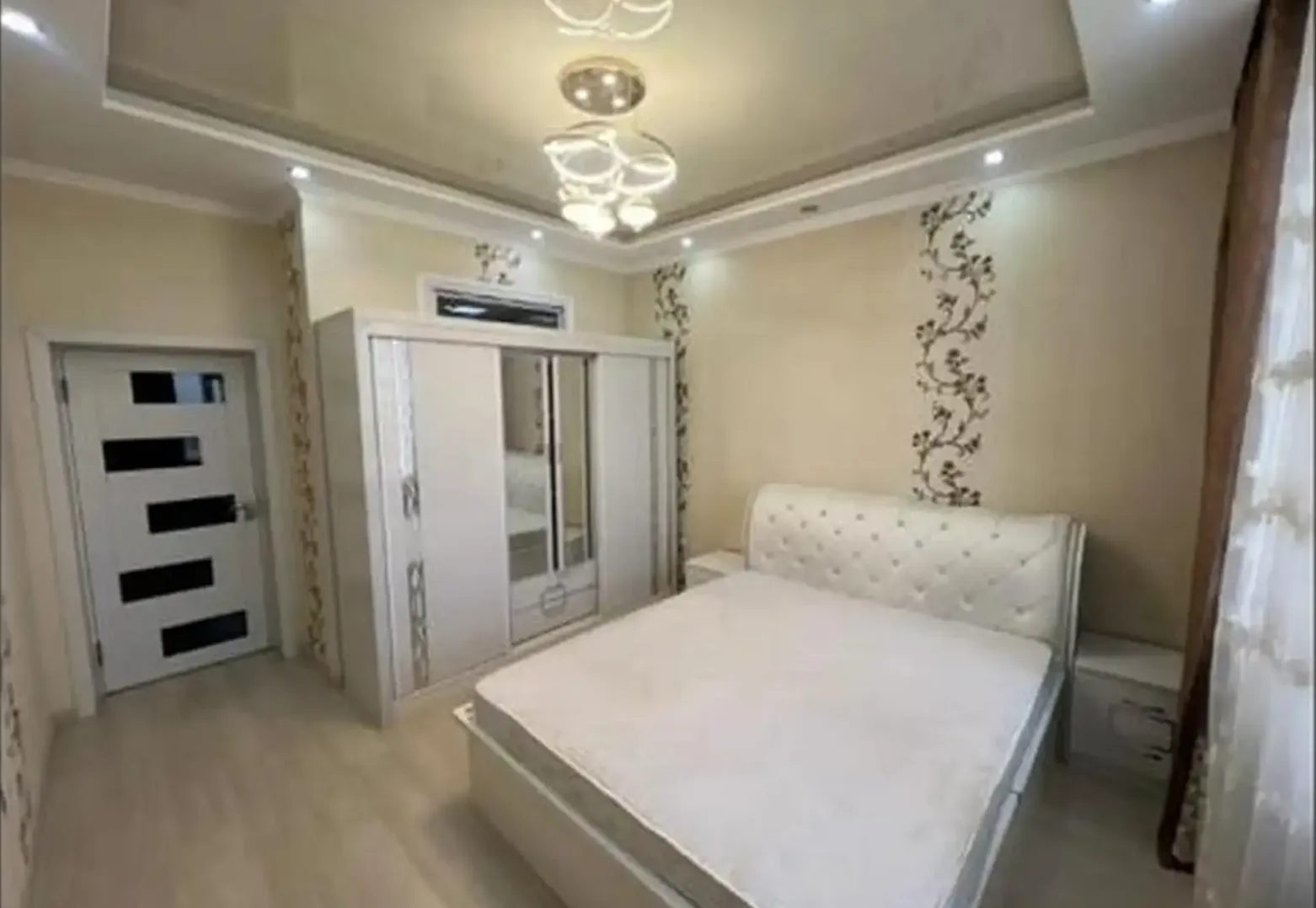 2-комн. квартира, 14 этаж, 55м², Шохмансур