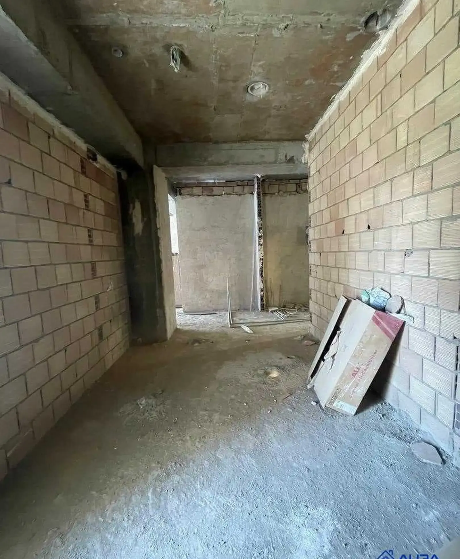 4-комн. квартира, 3 этаж, 101 м², Сино, улица Саъди Шерози