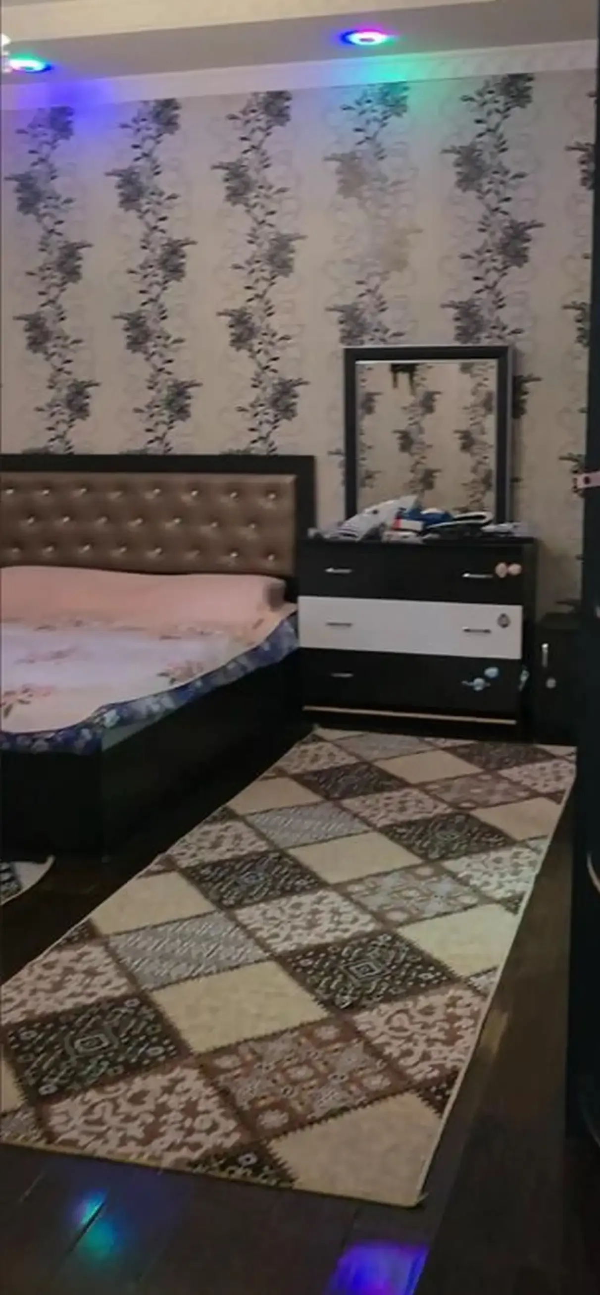 2-комн. квартира, 4 этаж, 100м², И Сомони
