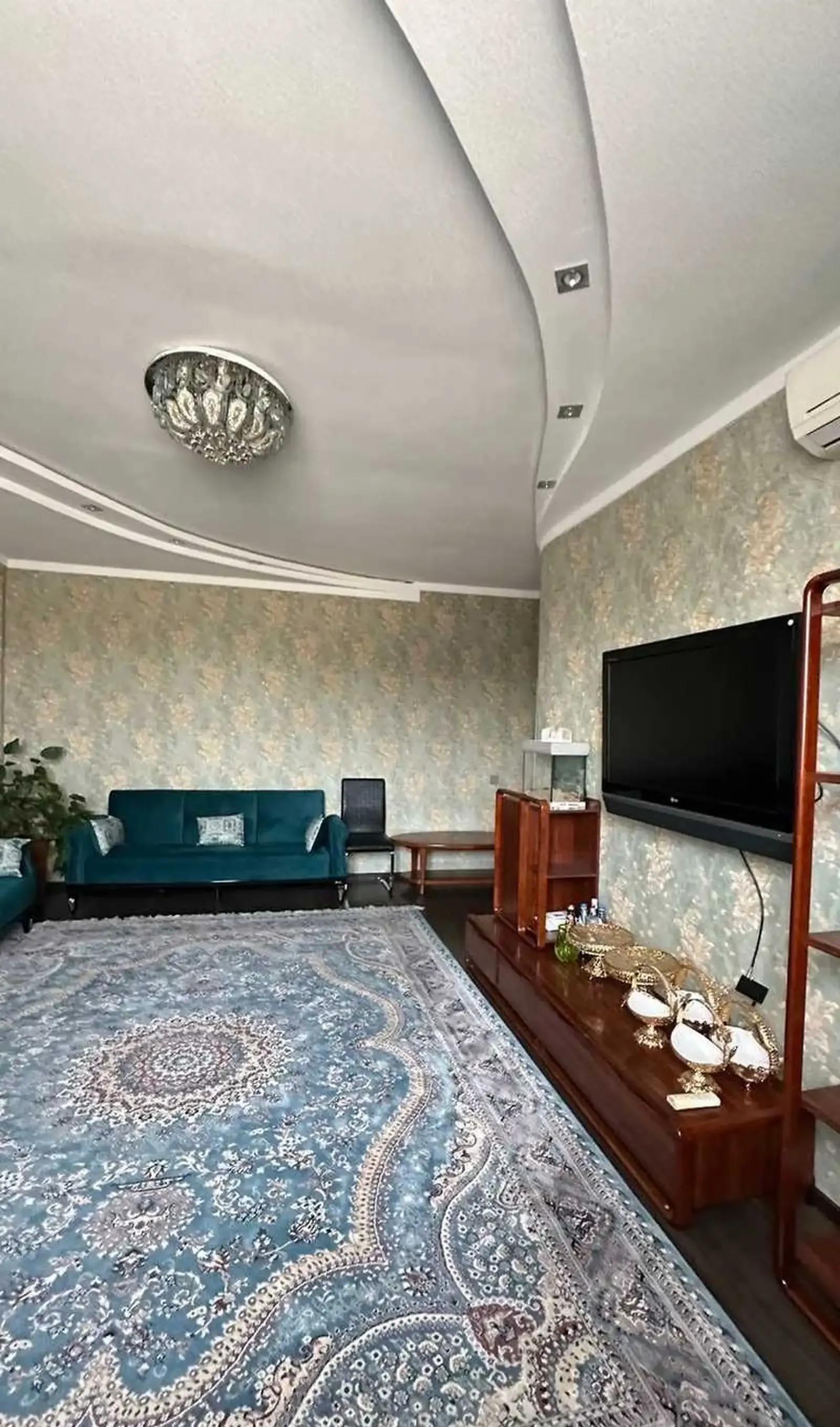 2-комн. квартира, 2 этаж, 104м², Ботанический Сад