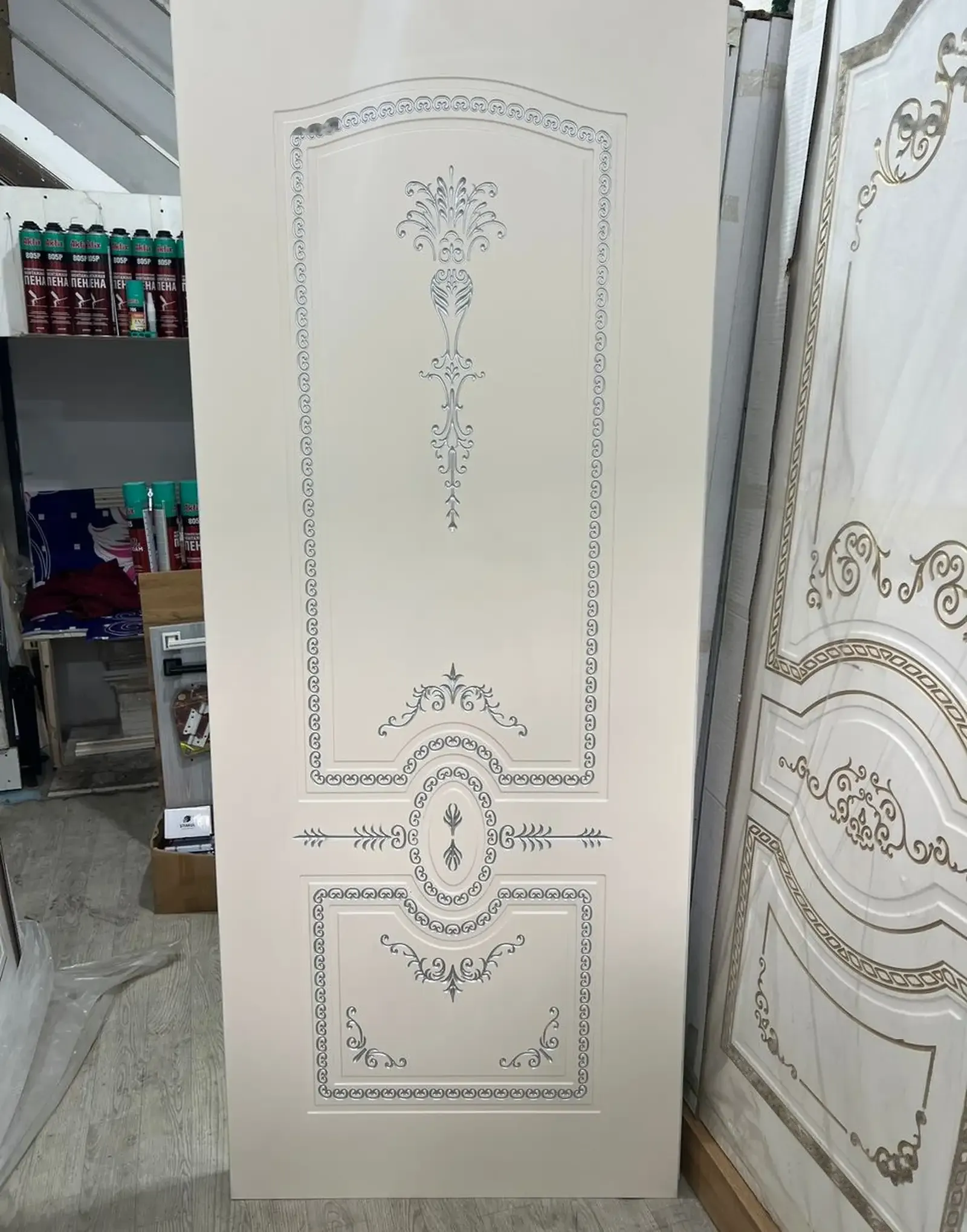 Дверь