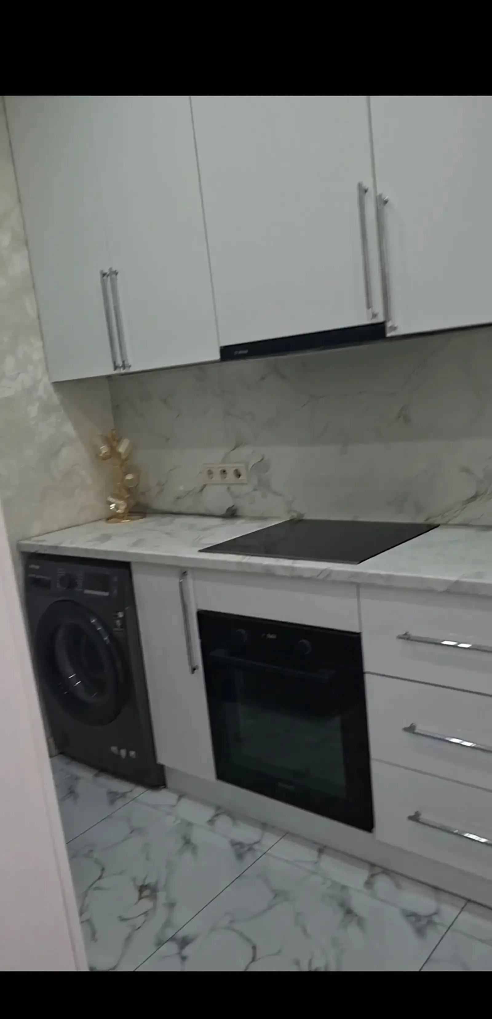 3-комн. квартира, 4 этаж, 80м², 82 мкр тарафи 102