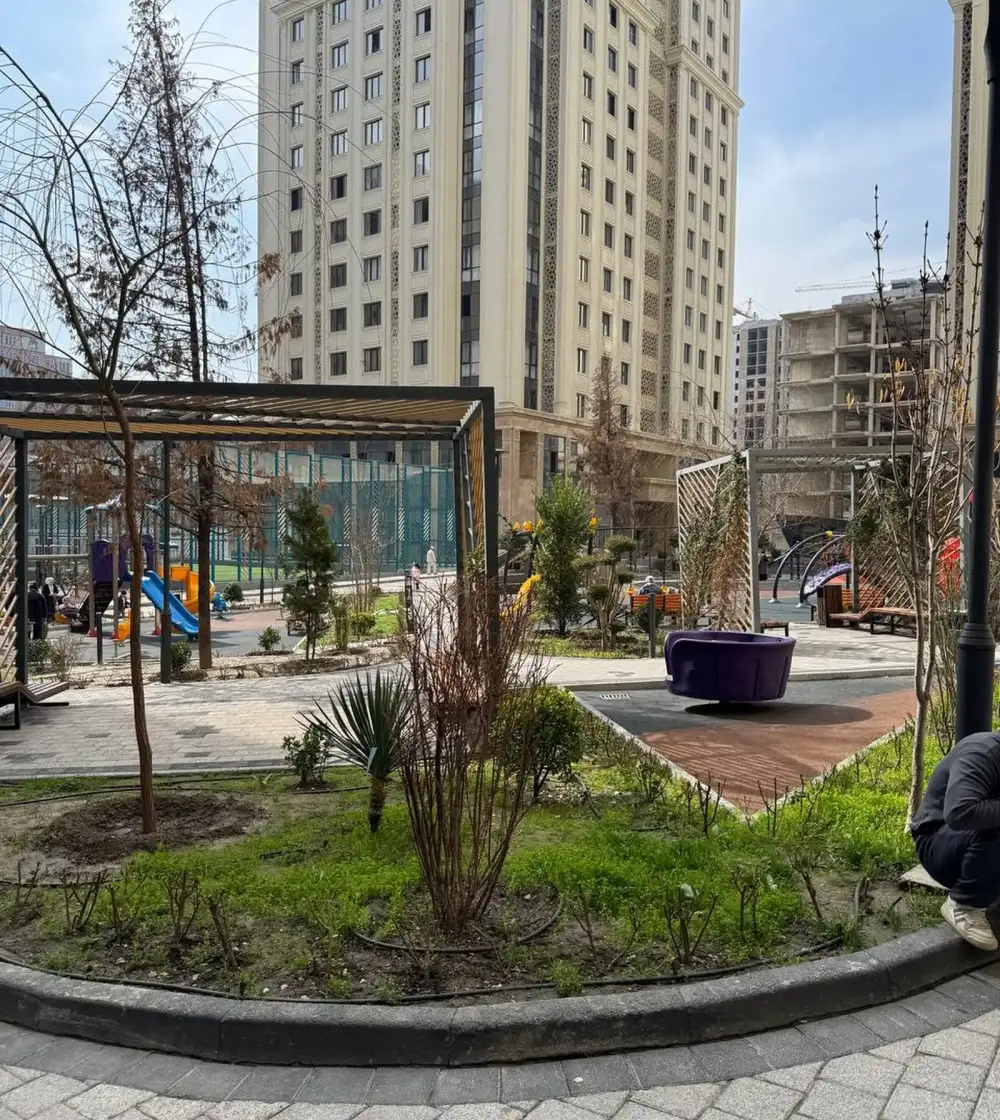 2-комн. квартира, 15 этаж, 59 м², Шохмансур