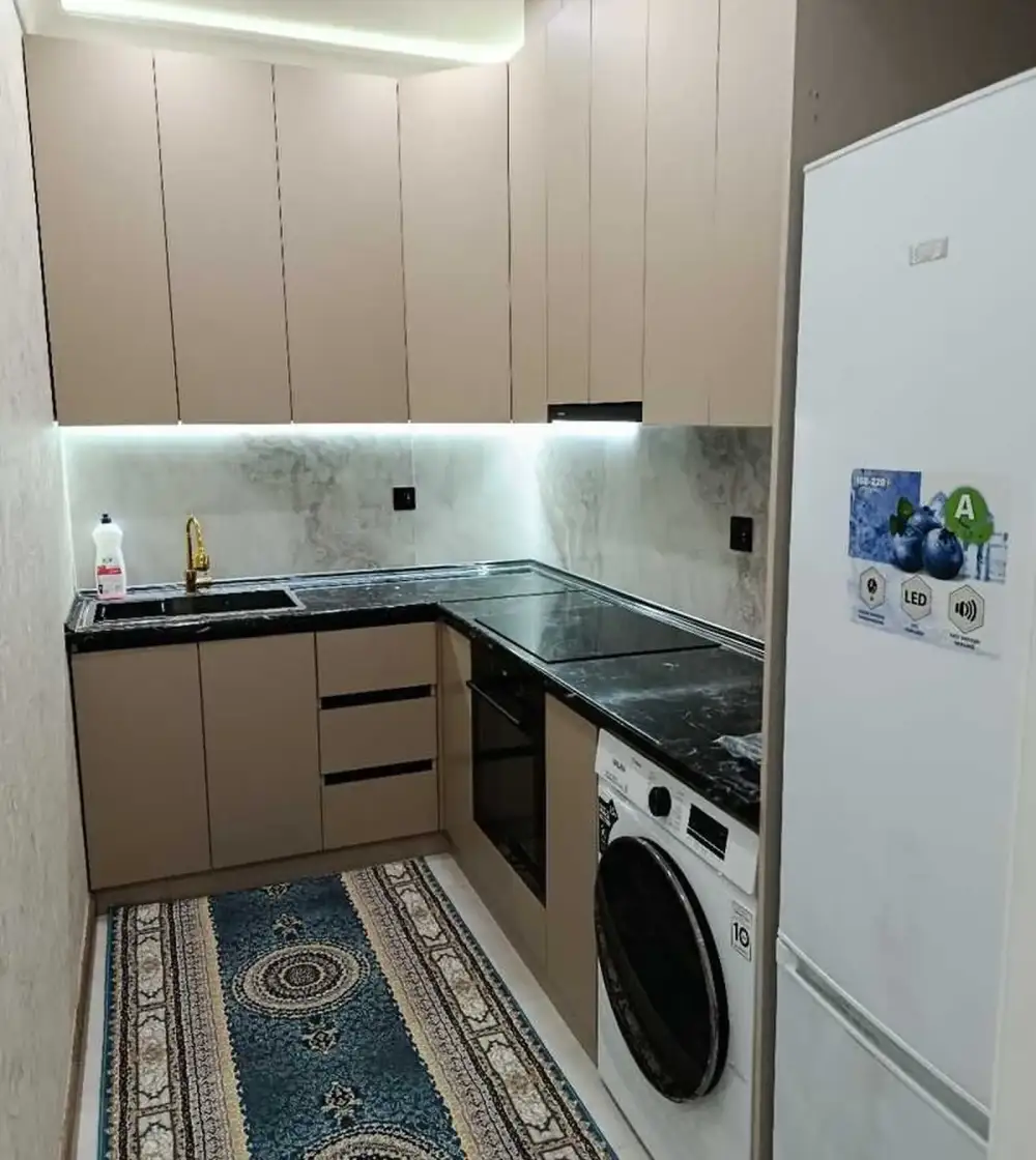 2-комн. квартира, 11 этаж, 61 м², Фирдавси