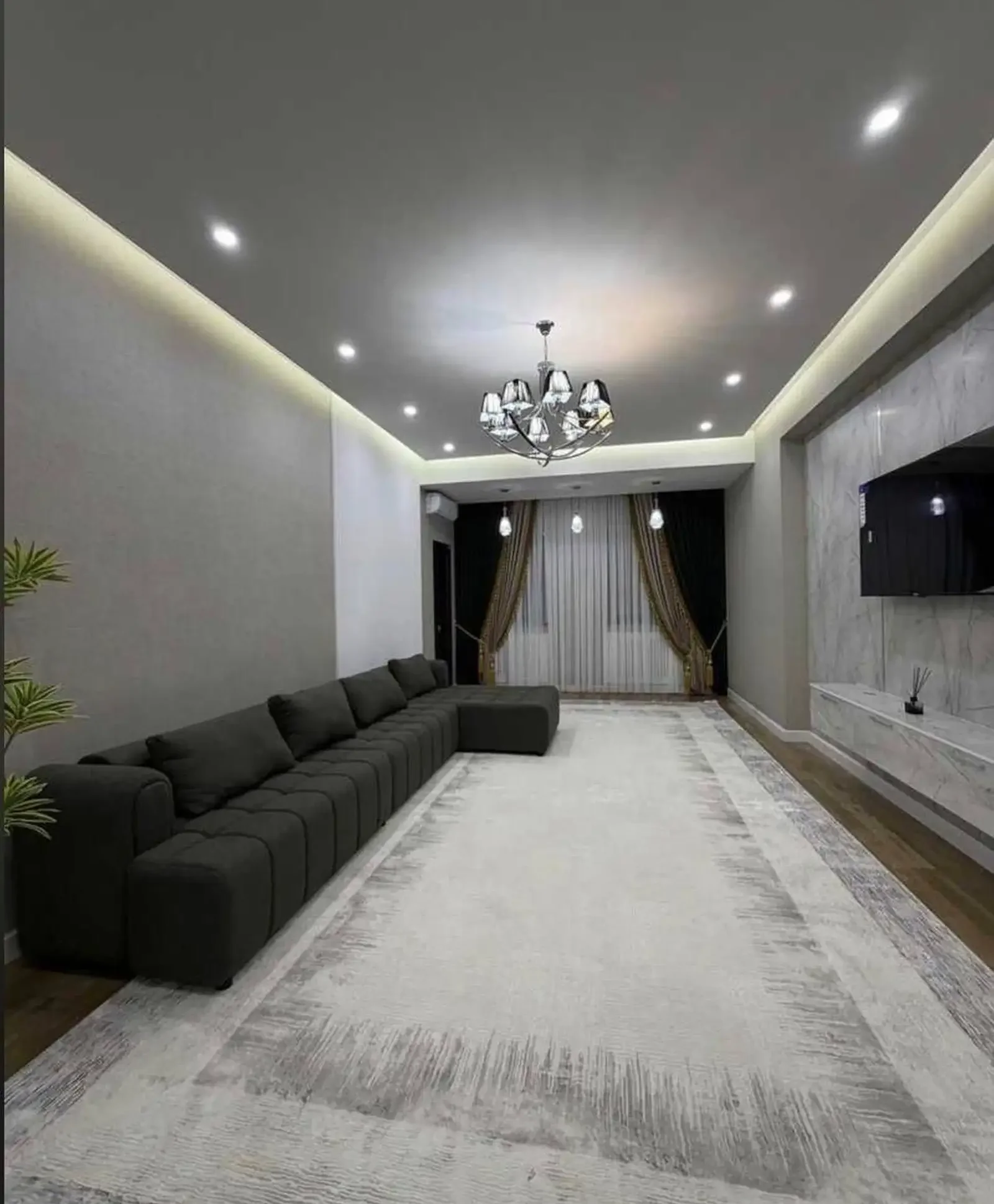 3-комн. квартира, 12 этаж, 111 м², Шохмансур