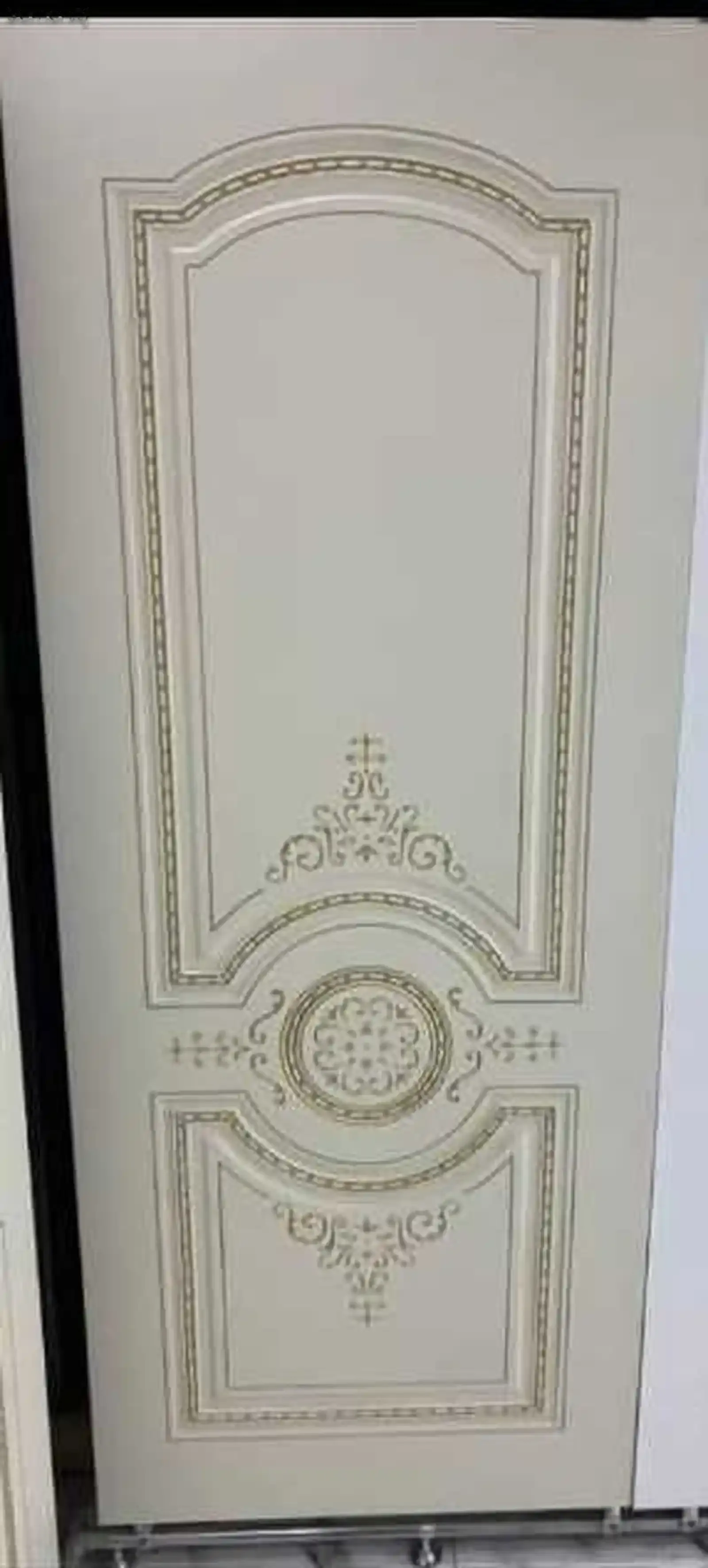Дверь
