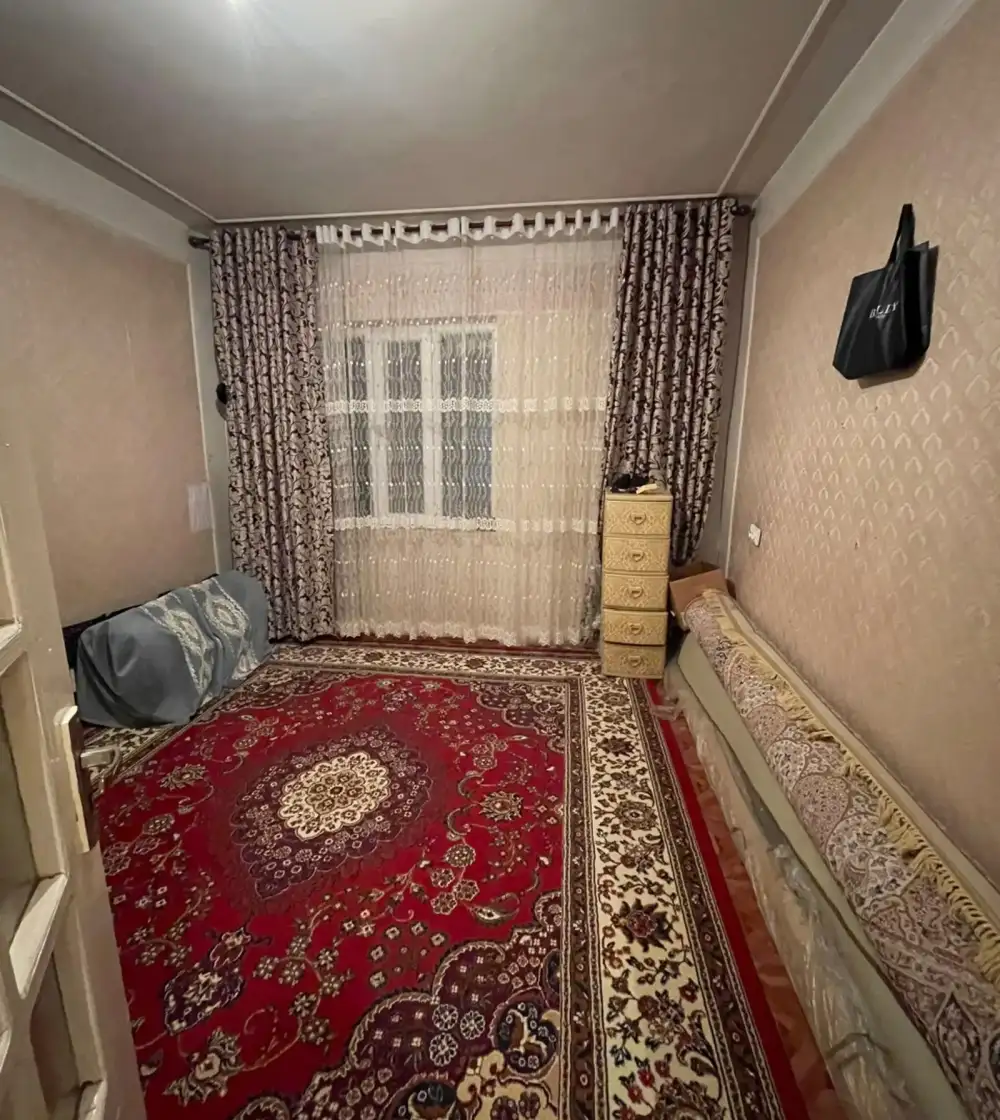 3-комн. квартира, 1 этаж, 75м², Сино, 104 мкр