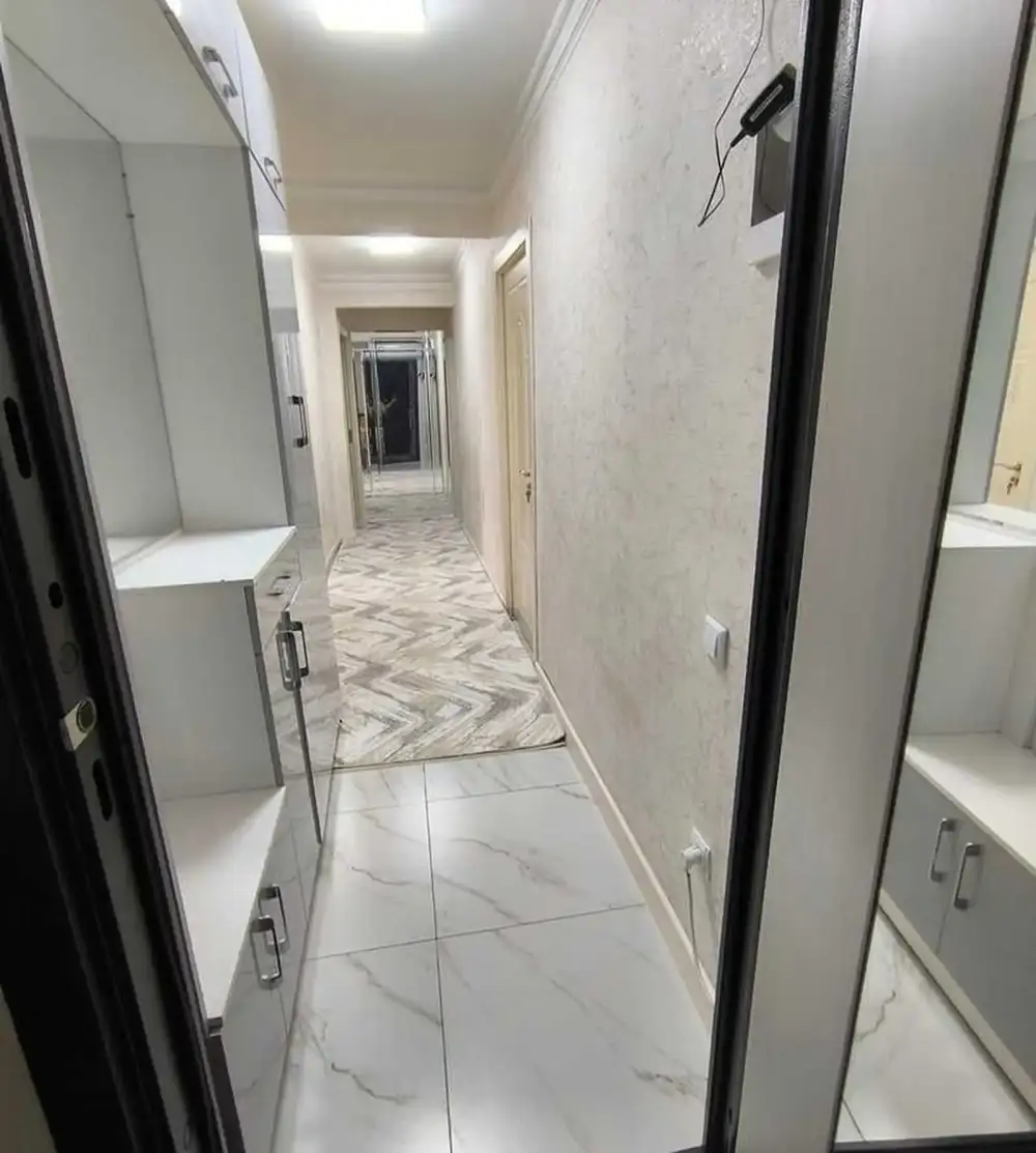 5-комн. квартира, 3 этаж, 90 м², Фирдавси