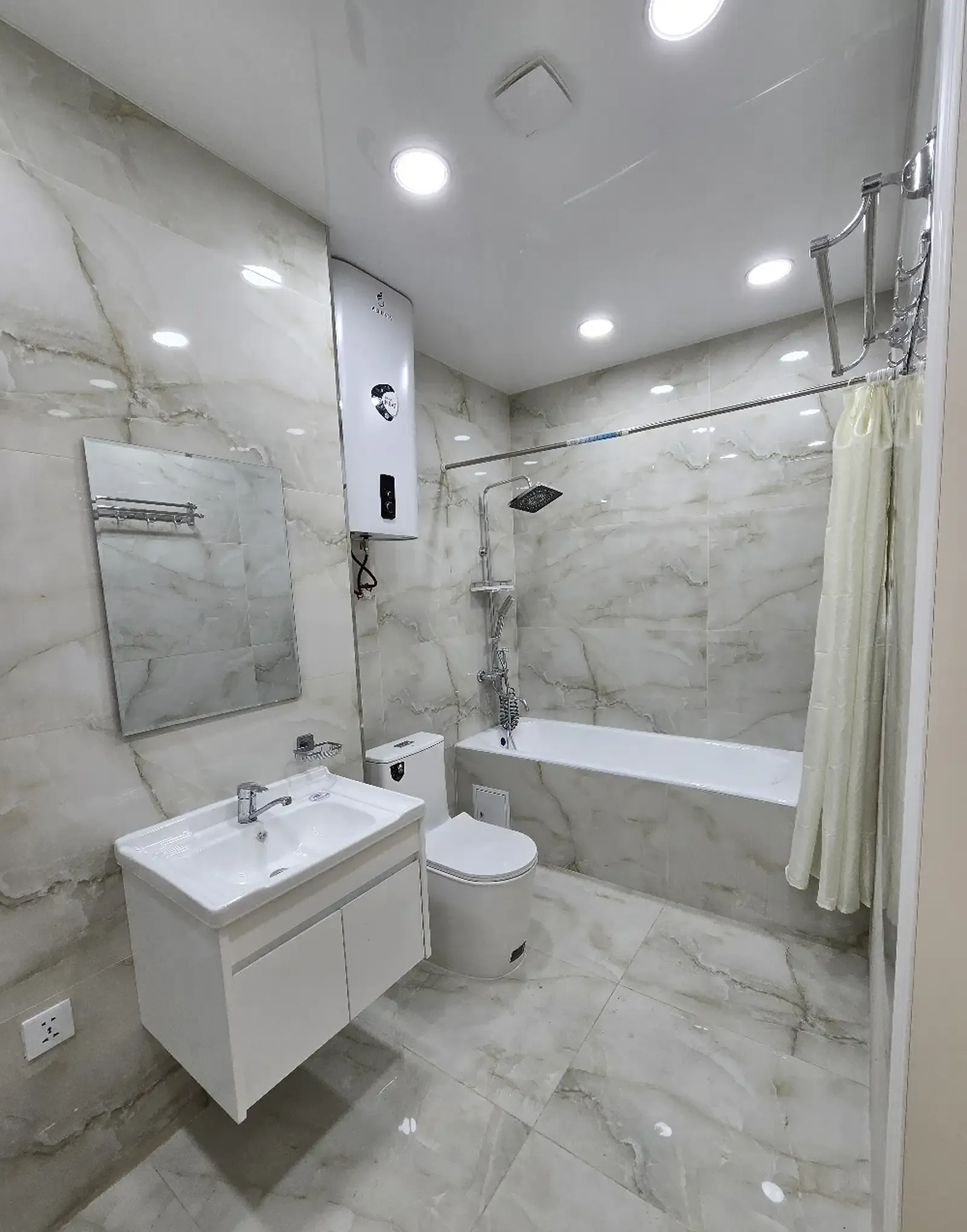 3-к квартира, 6 этаж, 138 м², Н.Шохмансур 9-вал