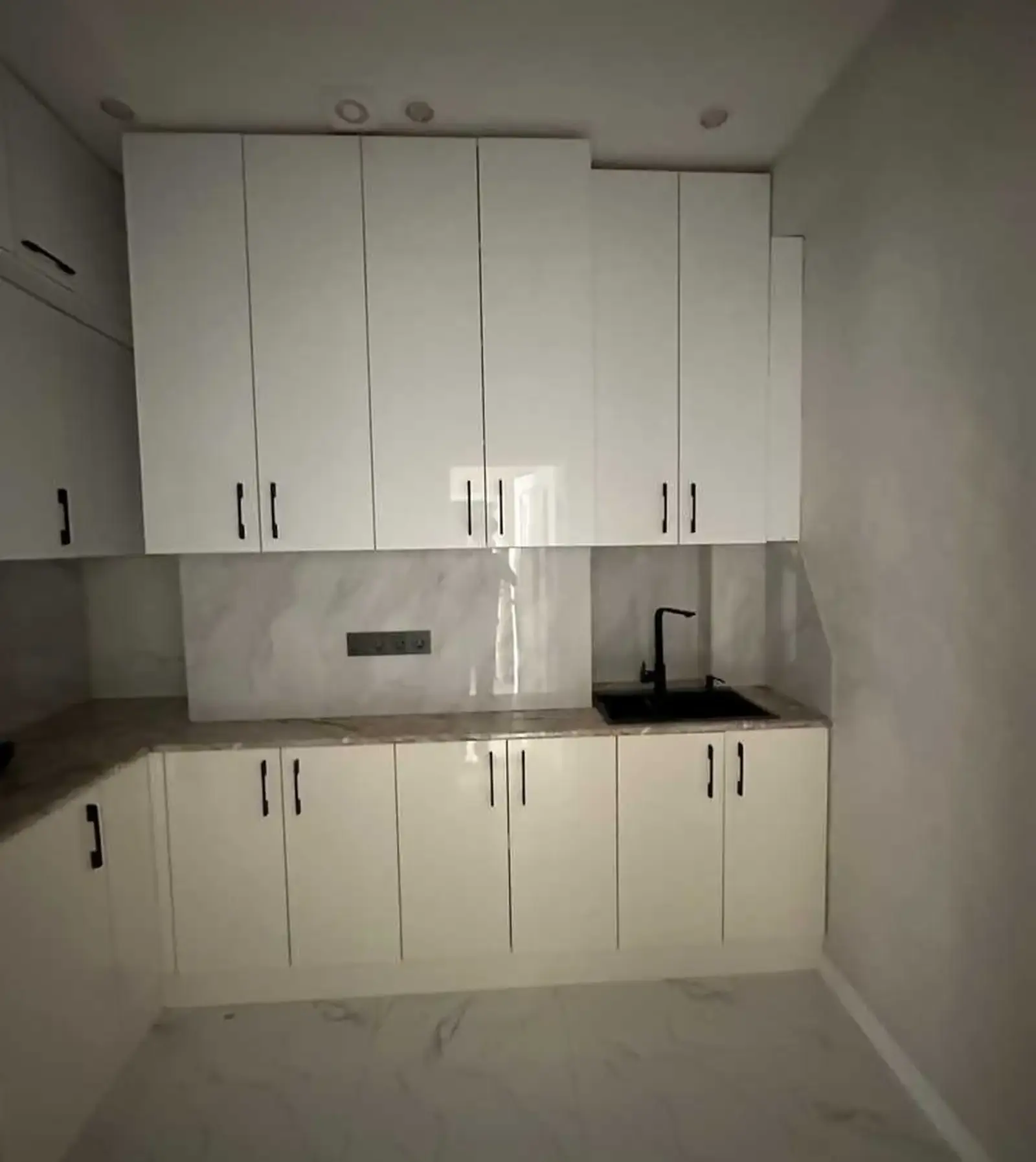 2-комн. квартира, 12 этаж, 50м², Сафина