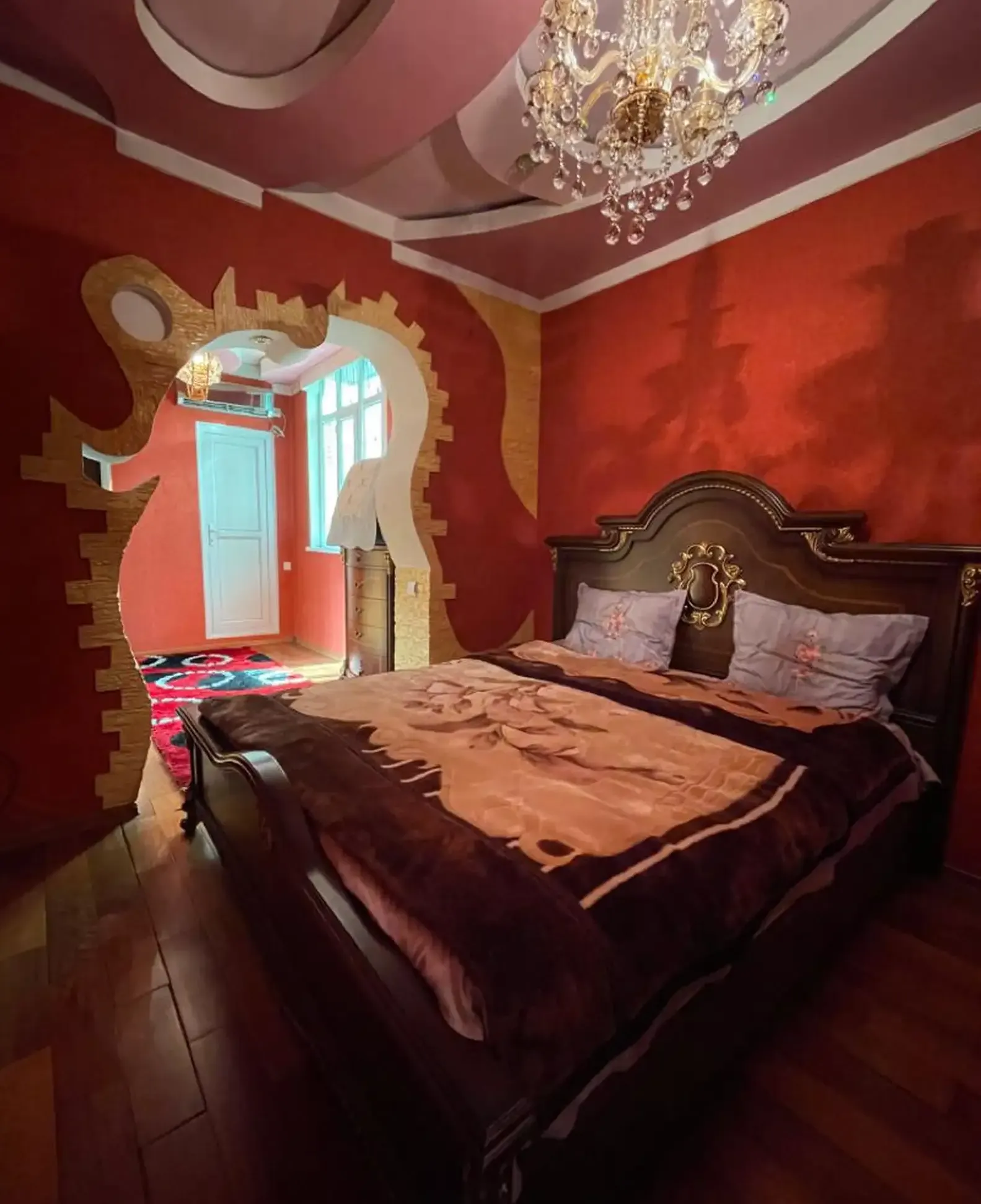 3-комн. квартира, 3 этаж, 73 м², Цирк, Профсоюз