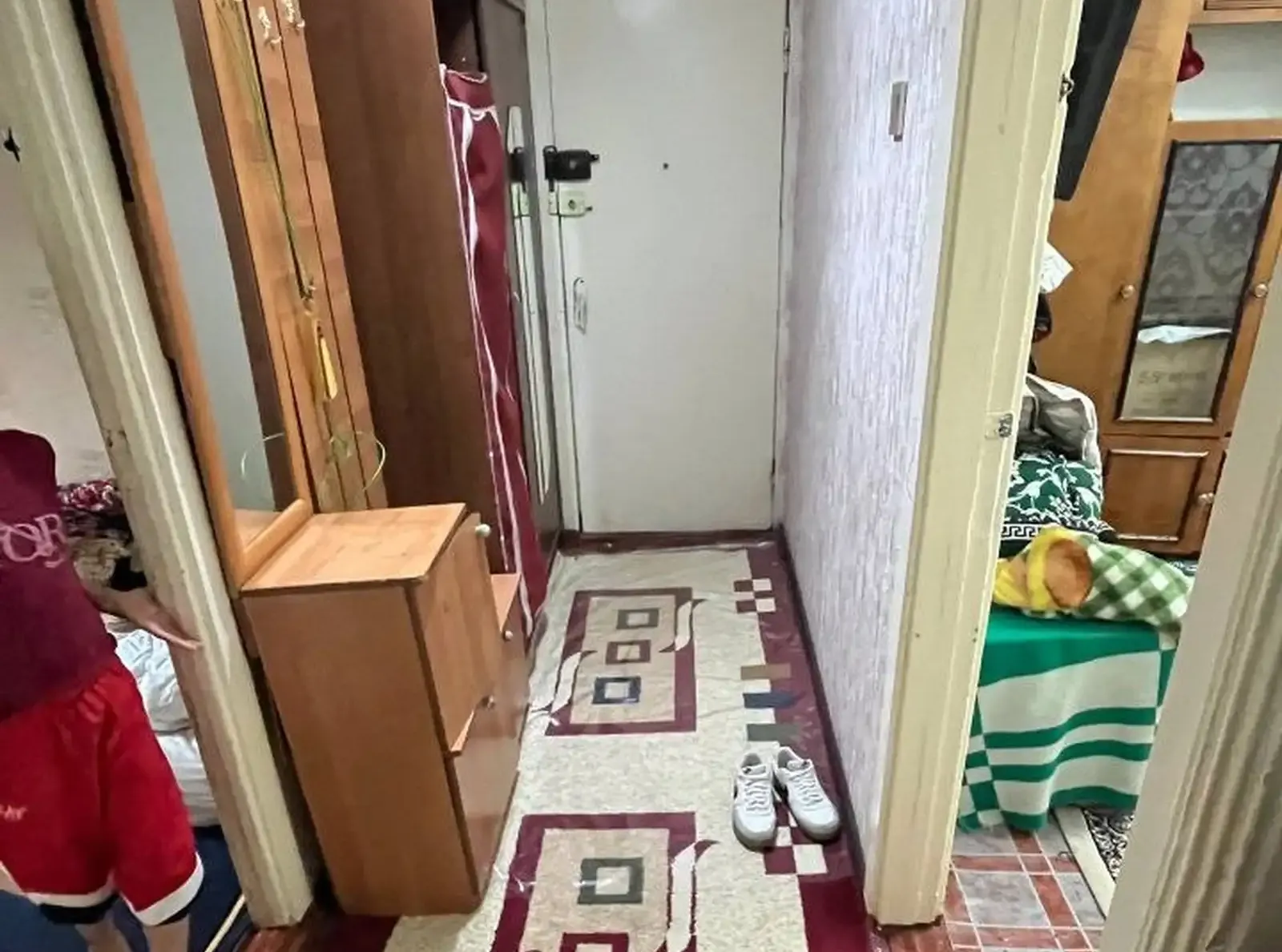 3-комн. квартира, 1 этаж, 55 м², Сино, 102 мкр
