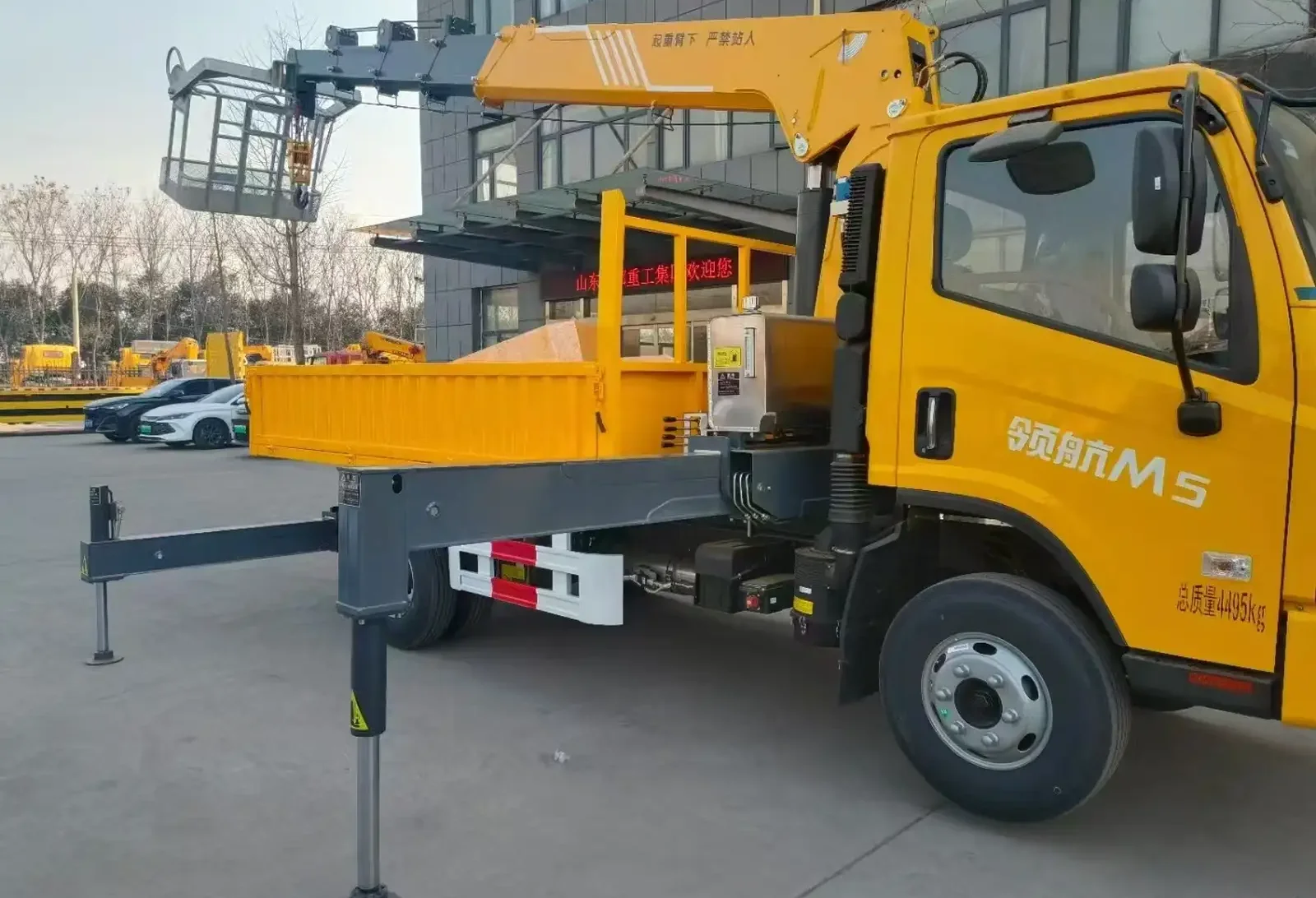 Авто кран