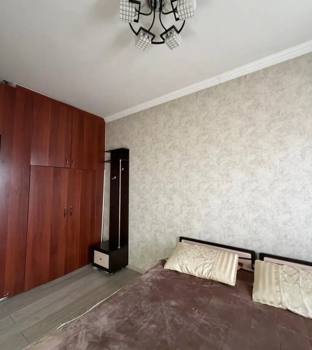 3-к квартира, 9 этаж, 80 м², Фирдавси