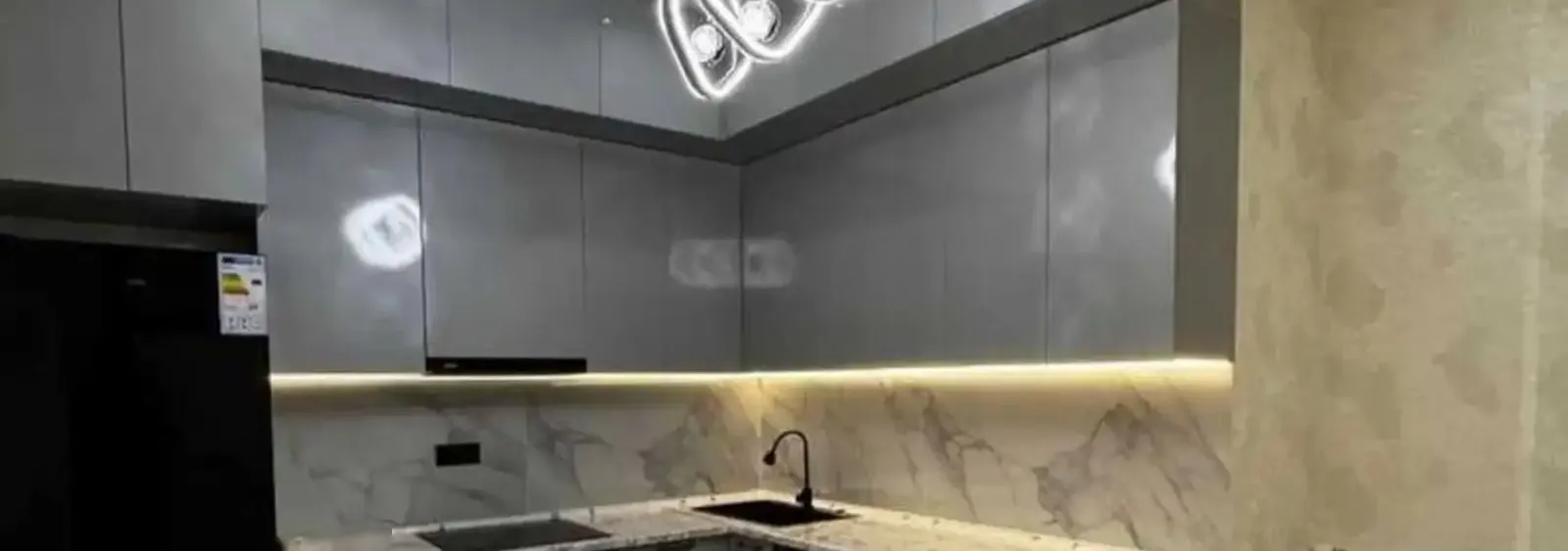 2-комн. квартира, 12 этаж, 79 м², Шохмансур