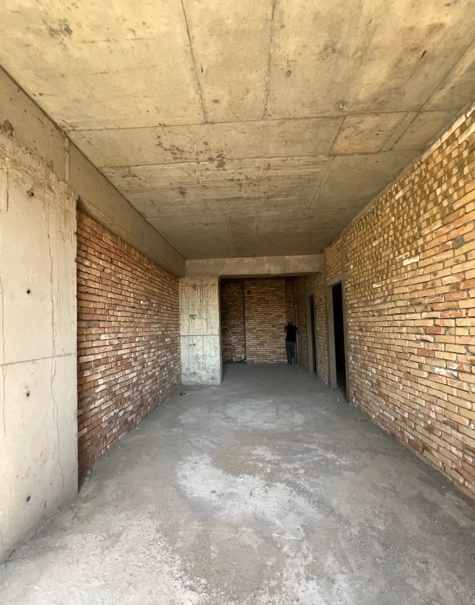 2-комн. квартира, 4 этаж, 95 м², н.Исмоили Сомони,ру ба руи Мойкаи Малика