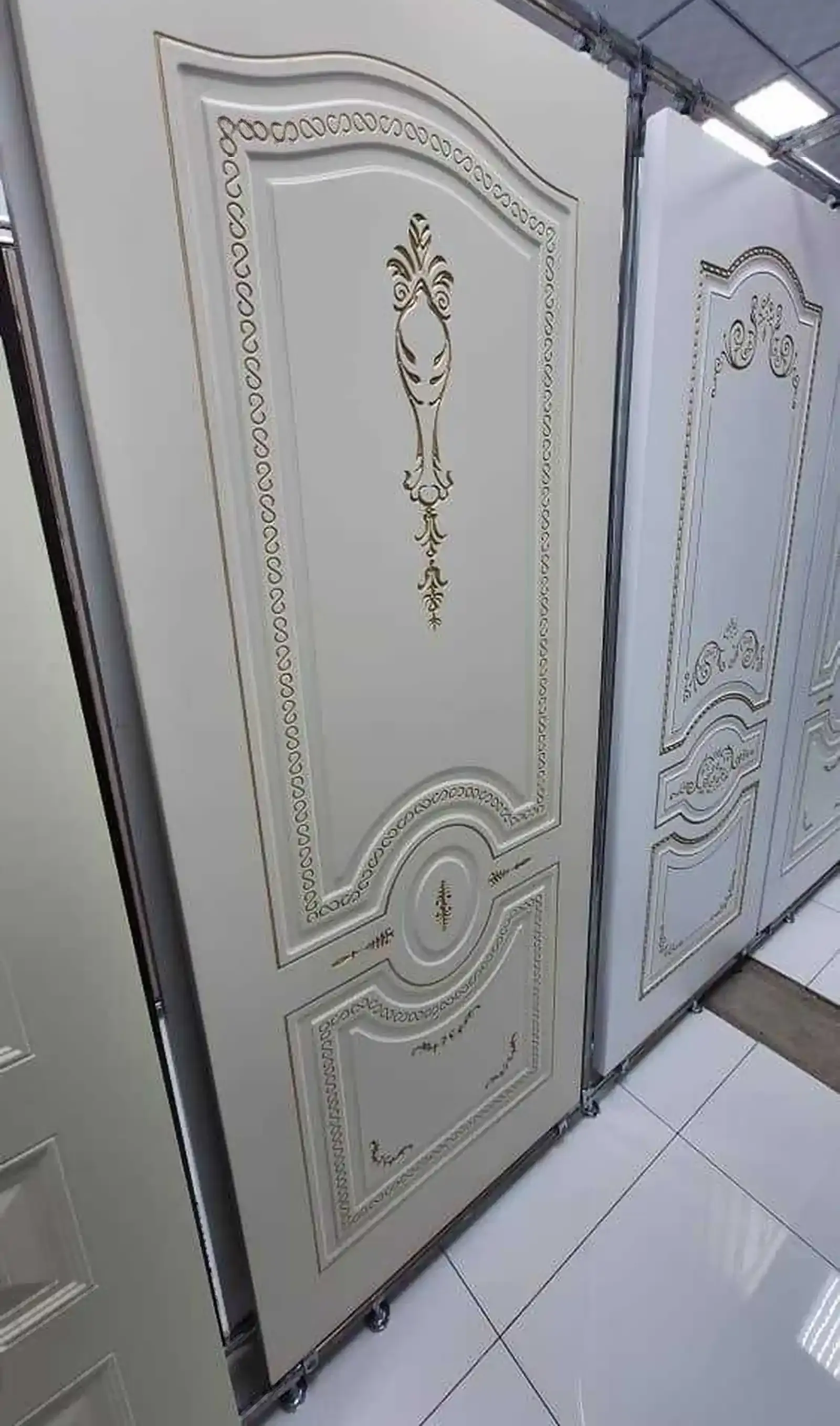 Дверь