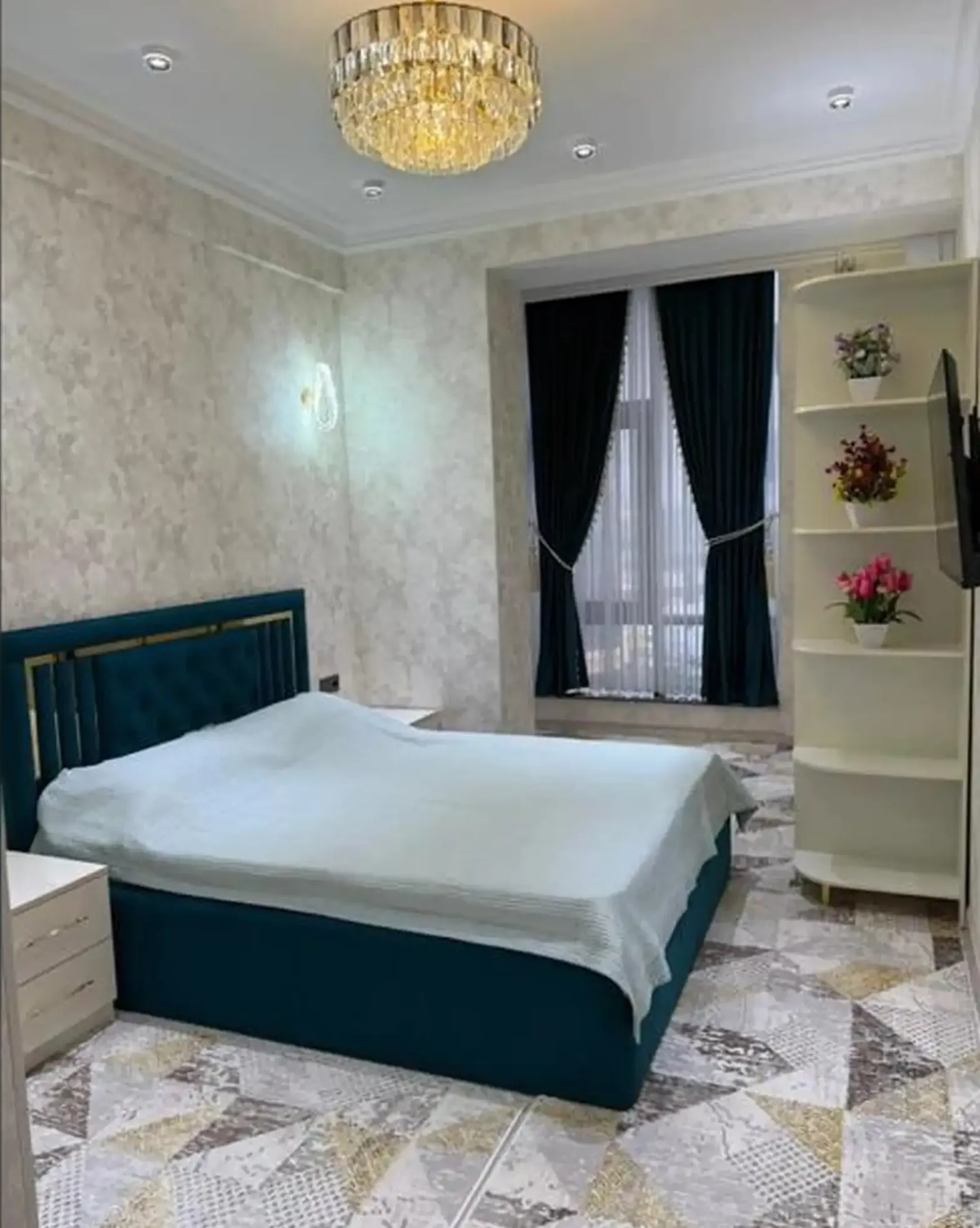 2-комн. квартира, 6 этаж, 75м², Шохмансур