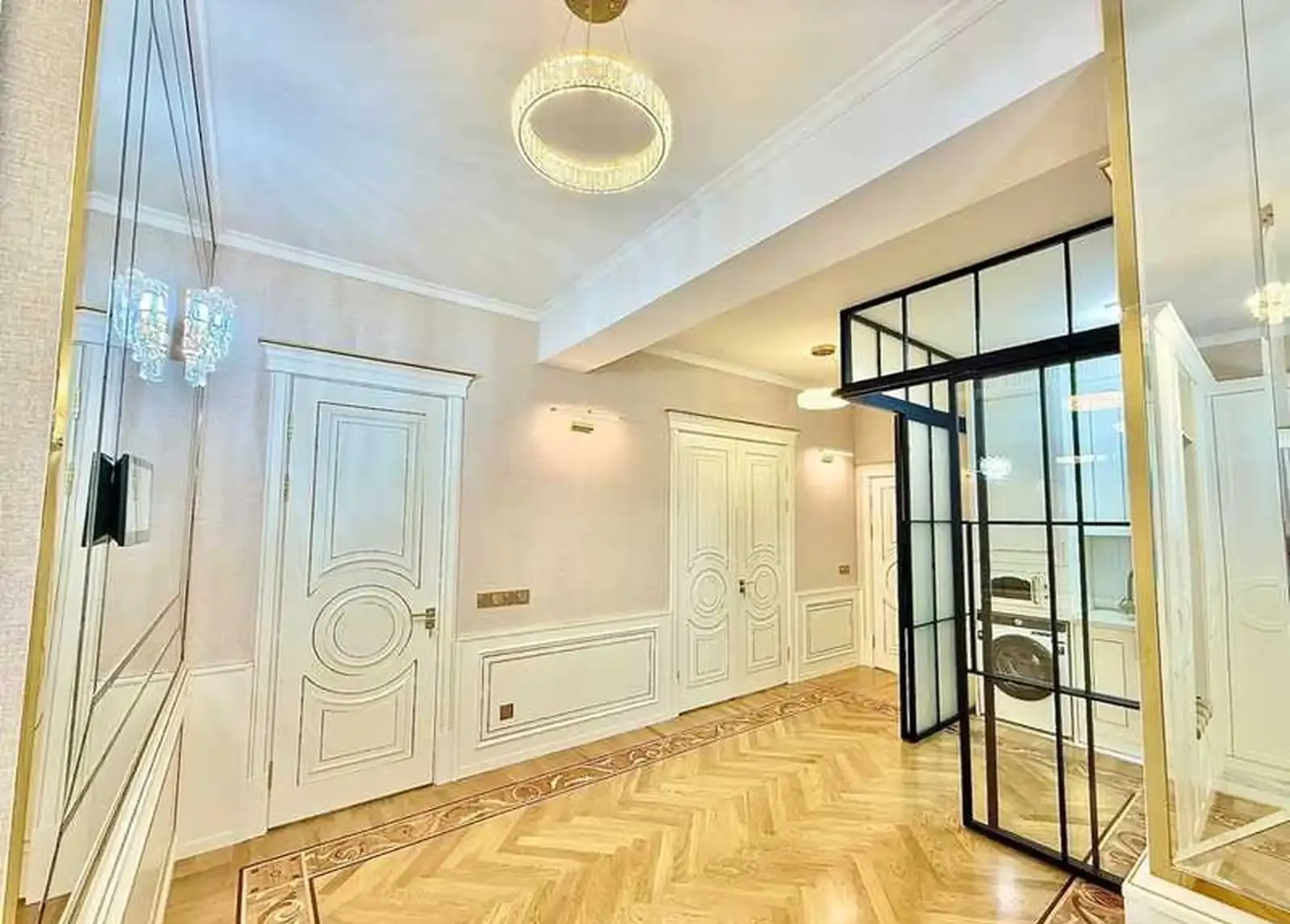 3-комн. квартира, 10 этаж, 100м², ЦУМ
