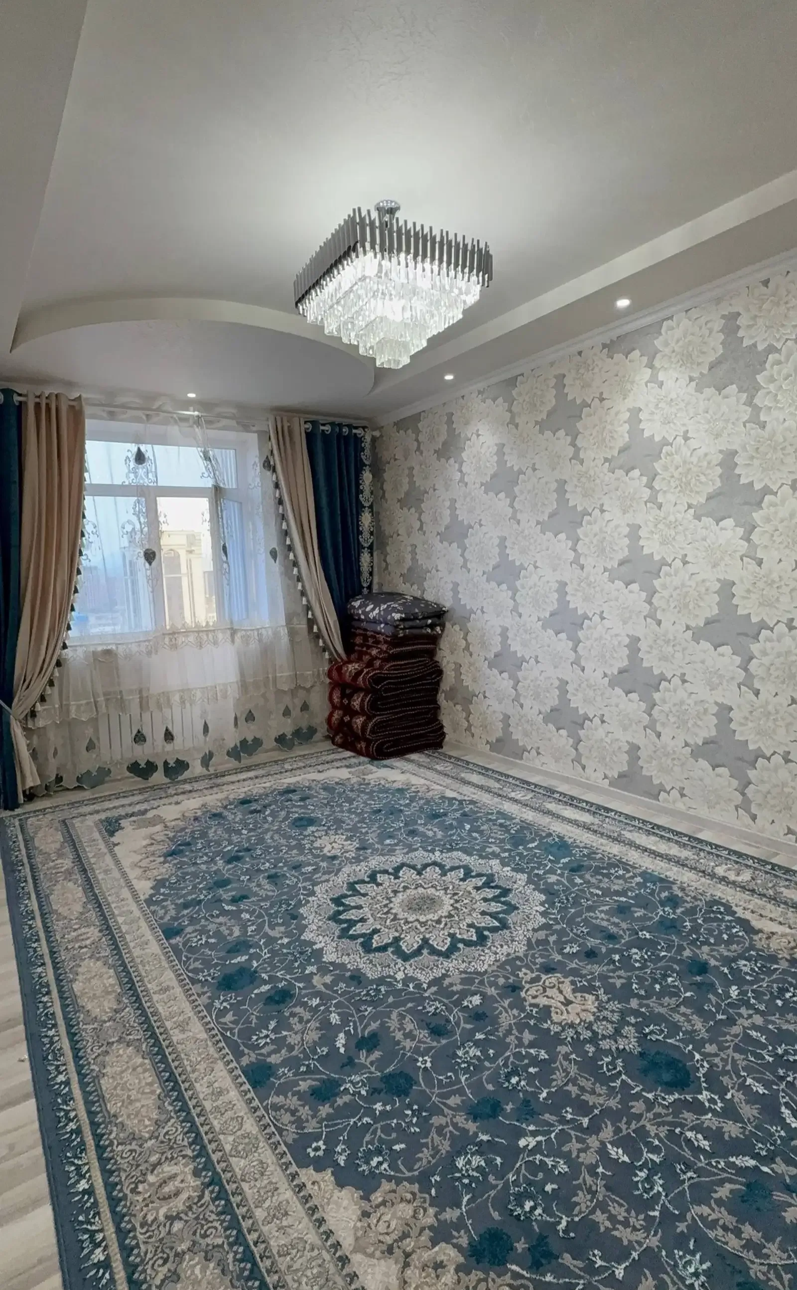 2-комн. квартира, 16 этаж, 56 м², Фирдавси