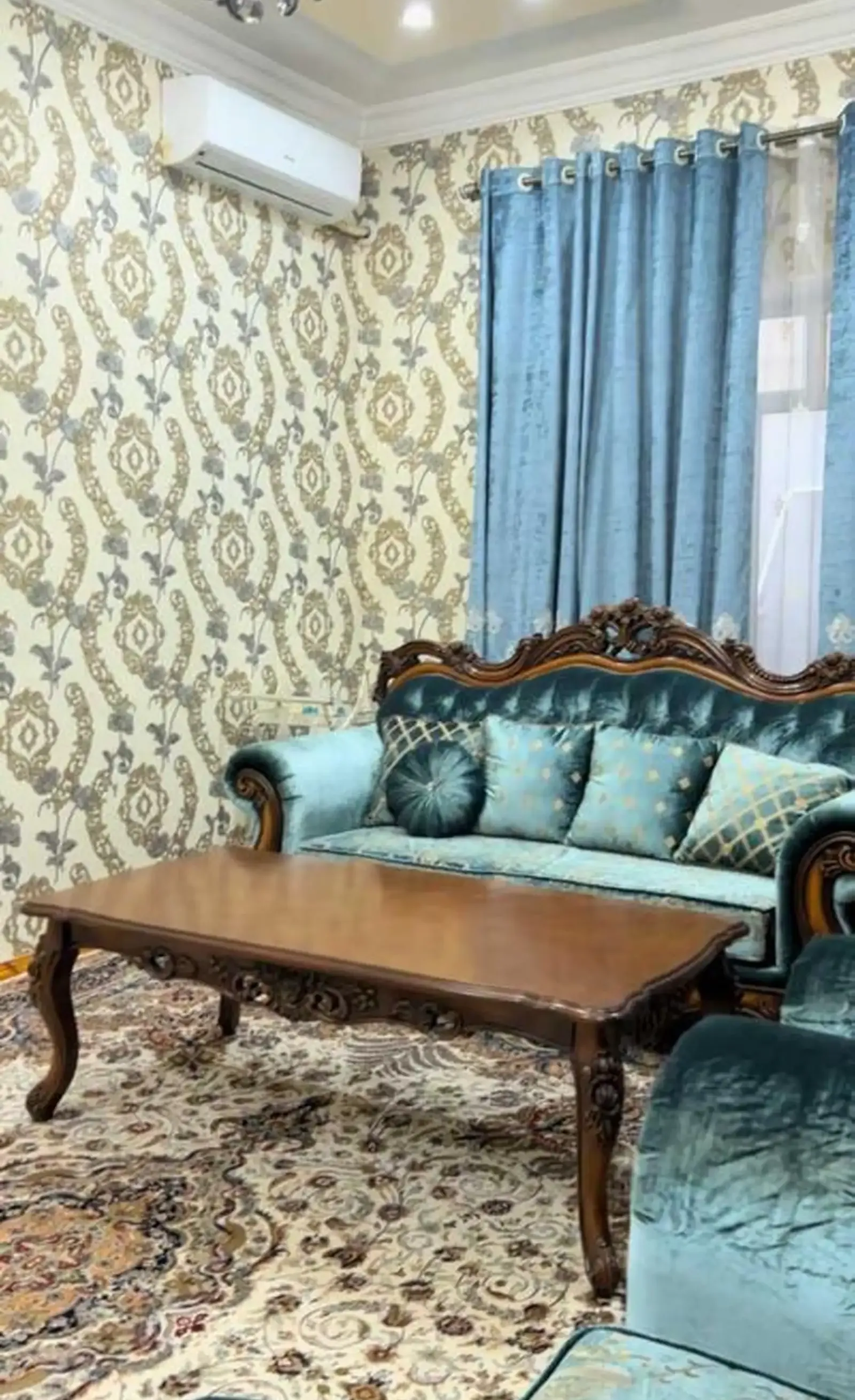 2-этажный, 8 комнатный дом, 360 м², Сомони