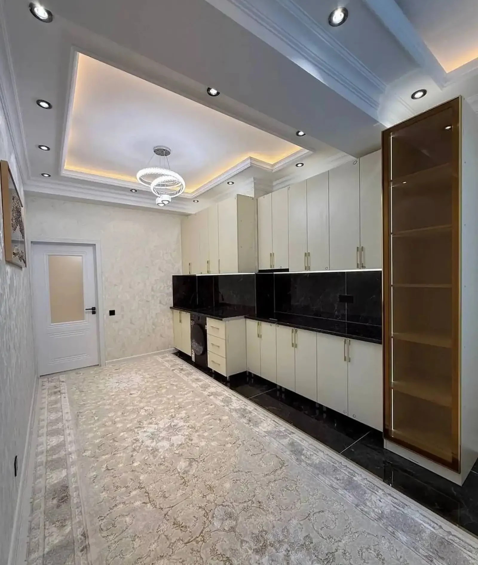 2-комн. квартира, 13 этаж, 83 м², Сино