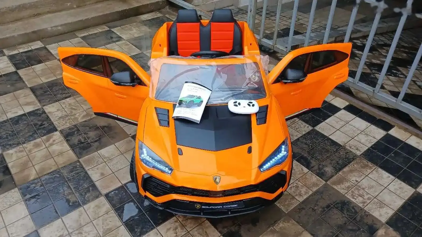 Детский электромобиль