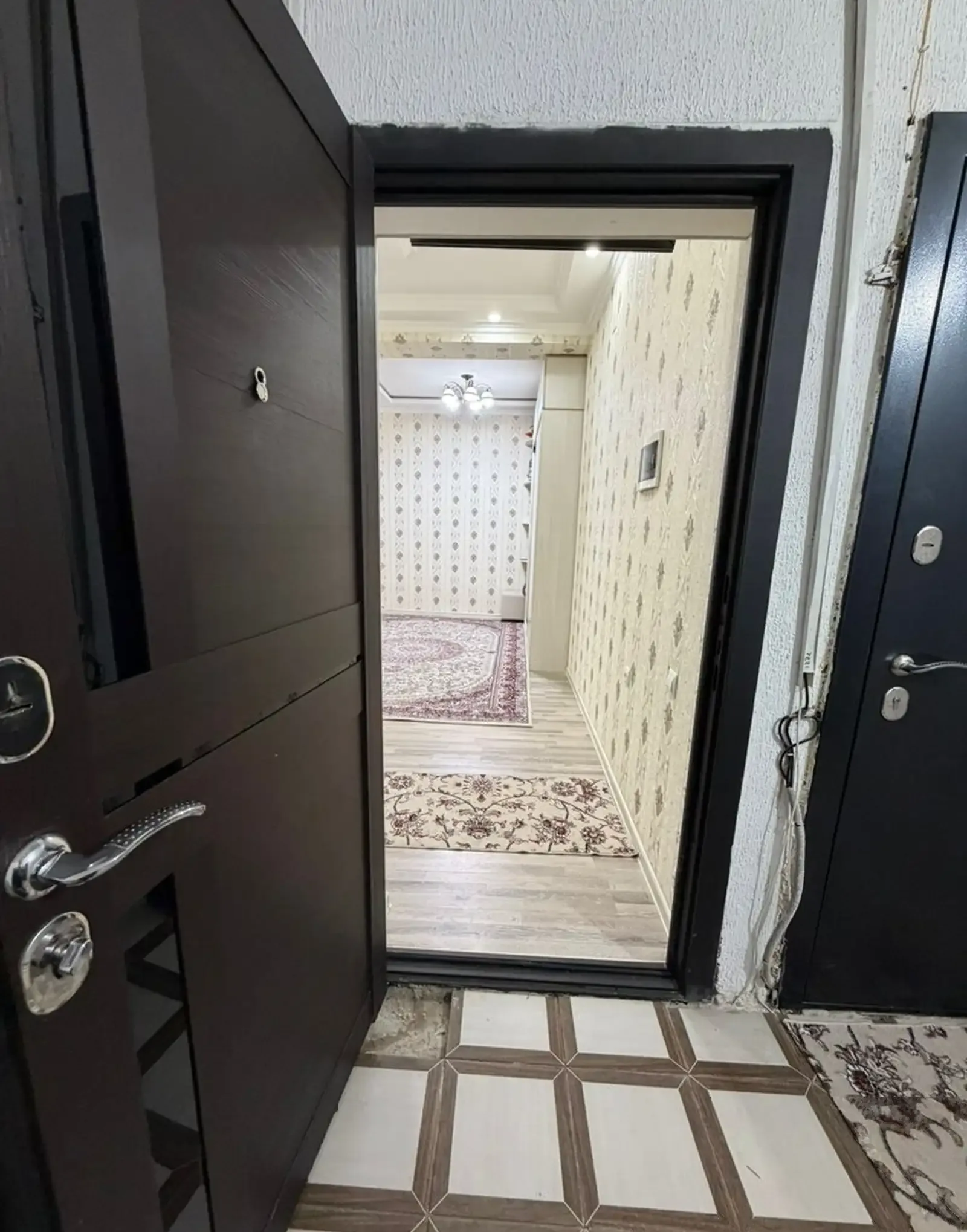 2-комн. квартира, 4 этаж, 58 м², Сино, Хотам Пв