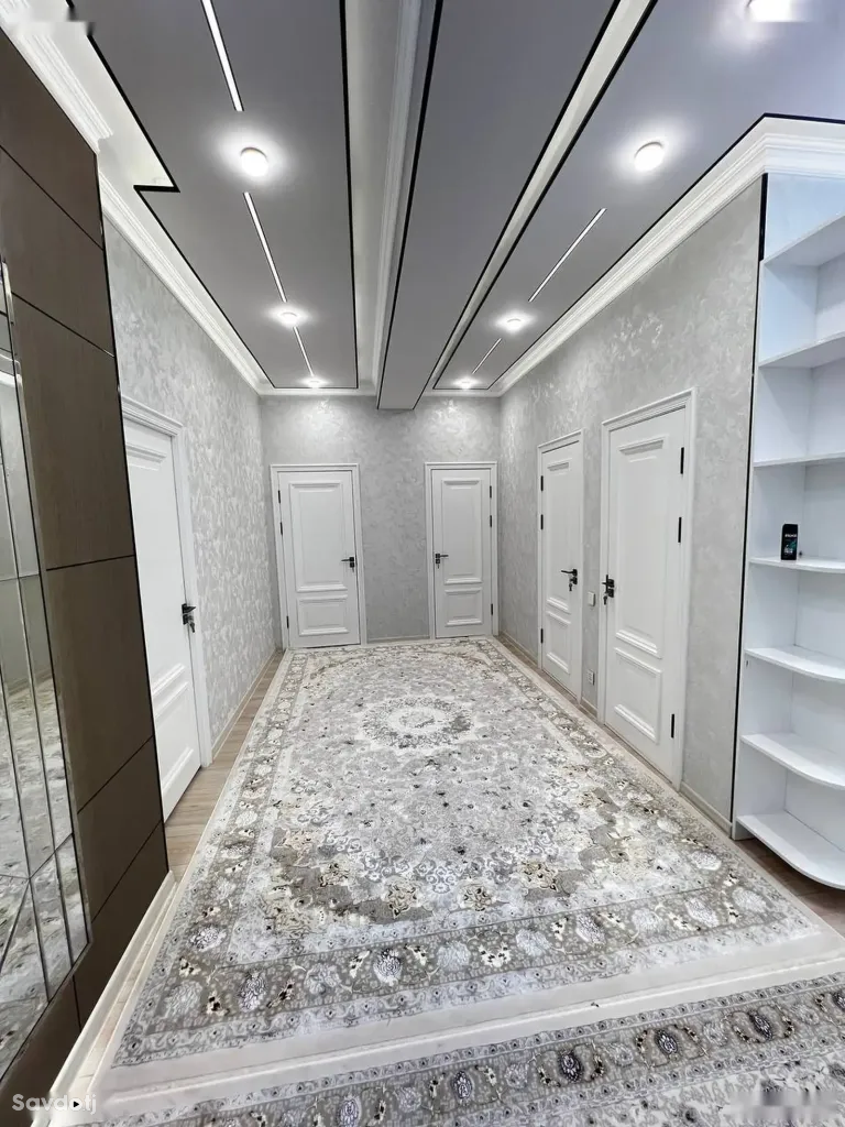 3-комн. квартира, 2 этаж, 82 м², сино