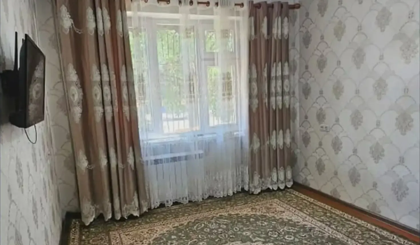 3-комн. квартира, 1 этаж, 60м², Фирдавси