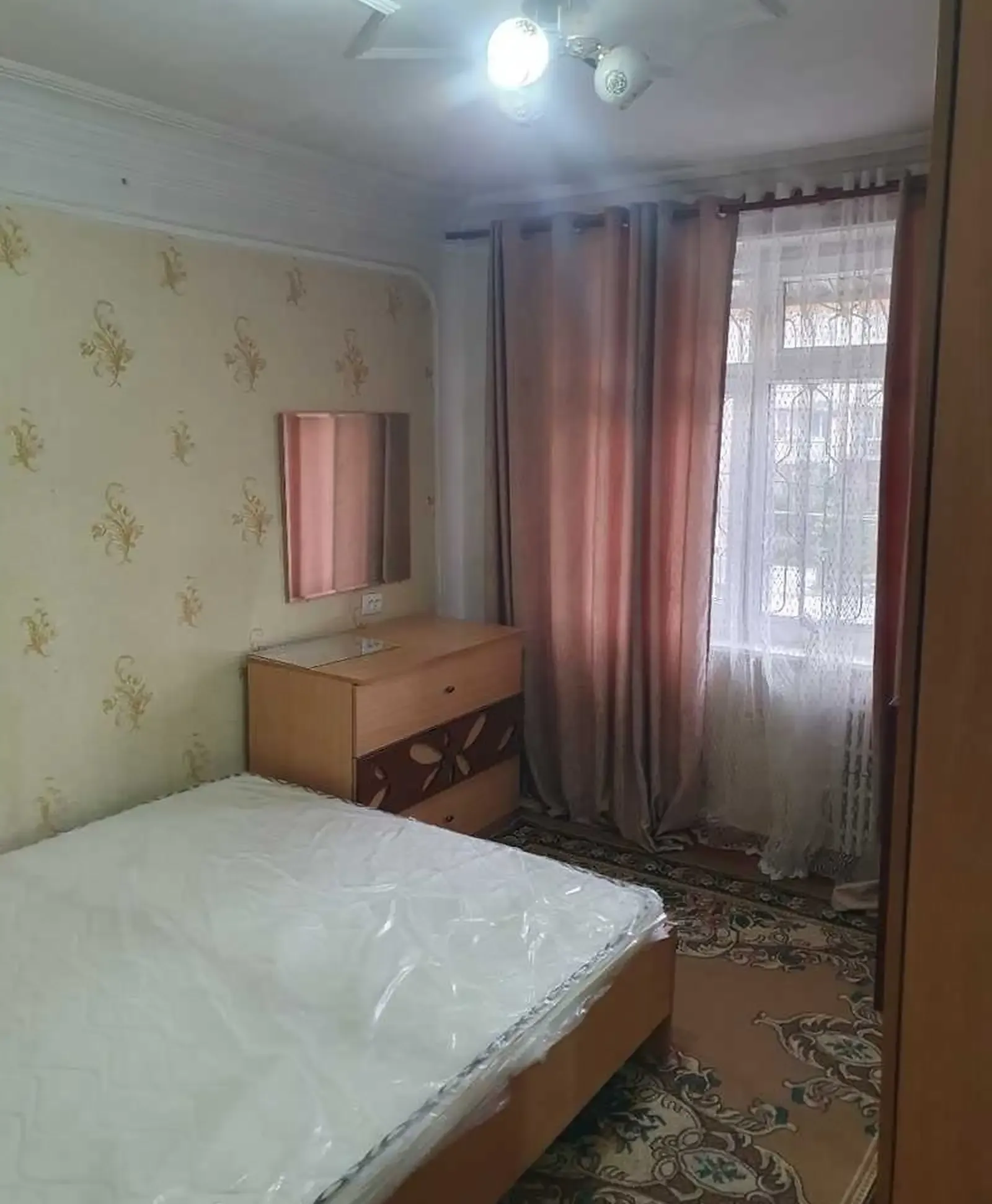 4-комн. квартира, 1 этаж, 77м², 82 мкр, 101 мкр,сари роҳ, мавҷи Истиқлол