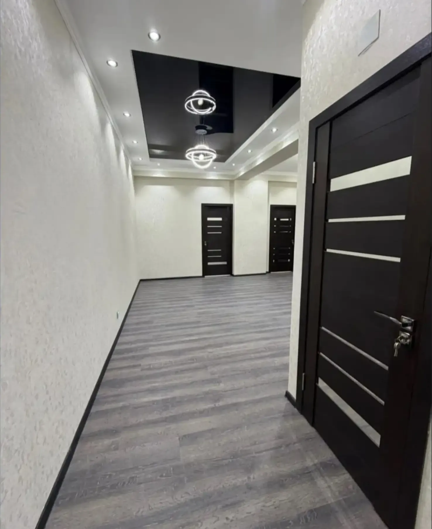 3-комн. квартира, 14 этаж, 100м², Шохмансур