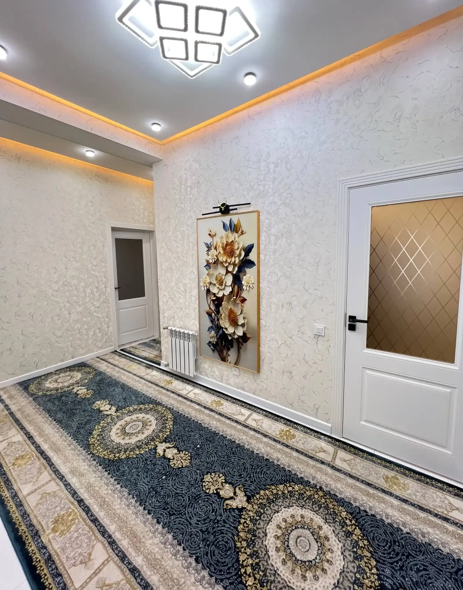 3-к квартира, 16 этаж, 71 м², Фирдавси Цирк около дом Зажигалка