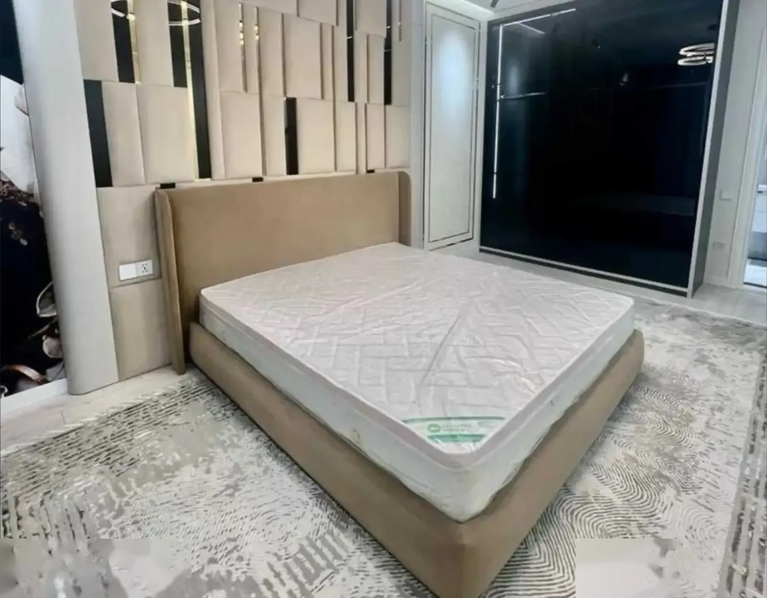 3-комн. квартира, 4 этаж, 120м², Дом печать Супермаркет Пайкар