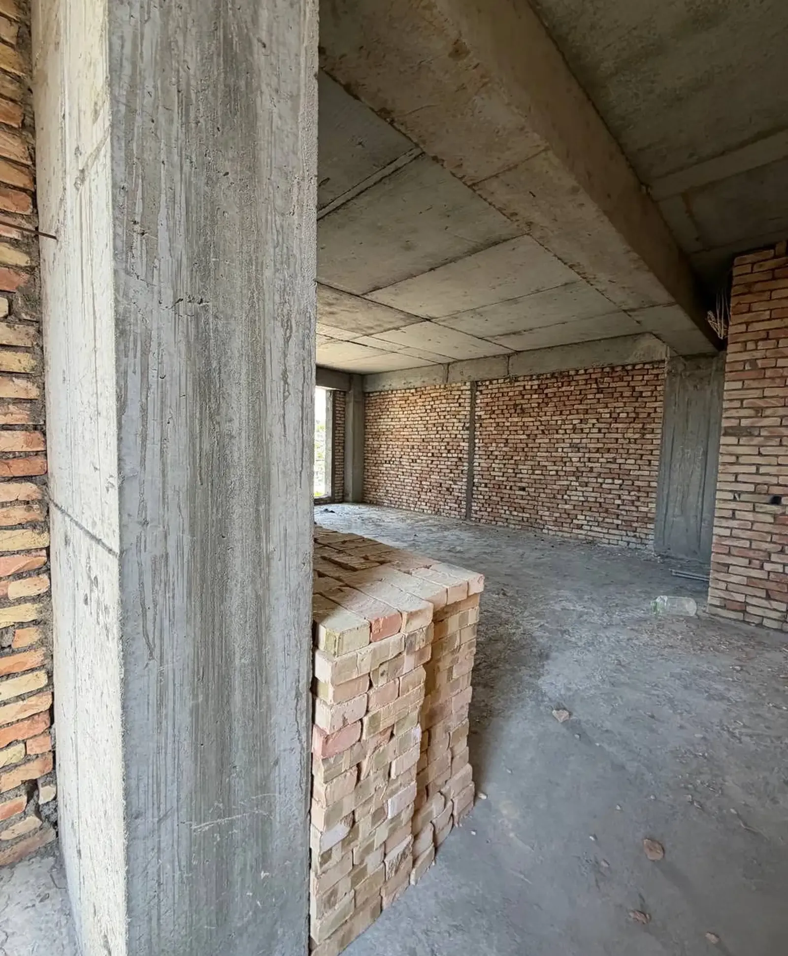 2-комн. квартира, 12 этаж, 63 м², Шохмансур