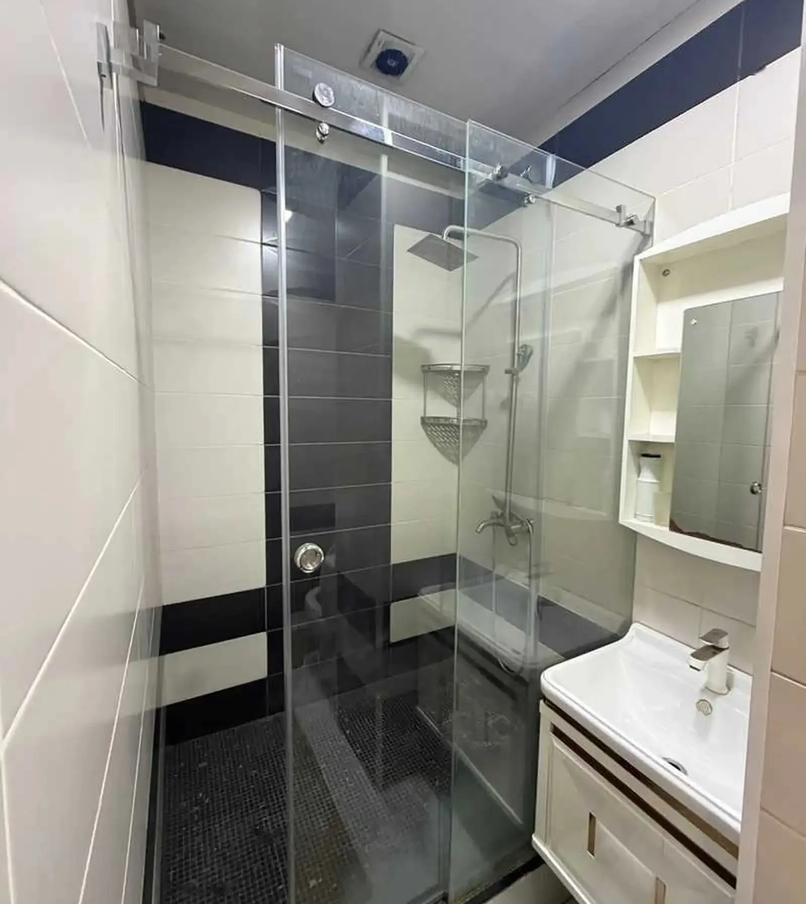 2-комн. квартира, 6 этаж, 64м², Доми Ватан, Садбарг