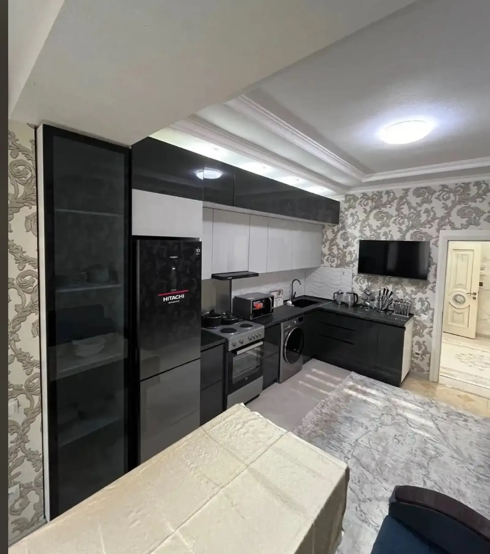 2-комн. квартира, 12 этаж, 72м², Шохмансур