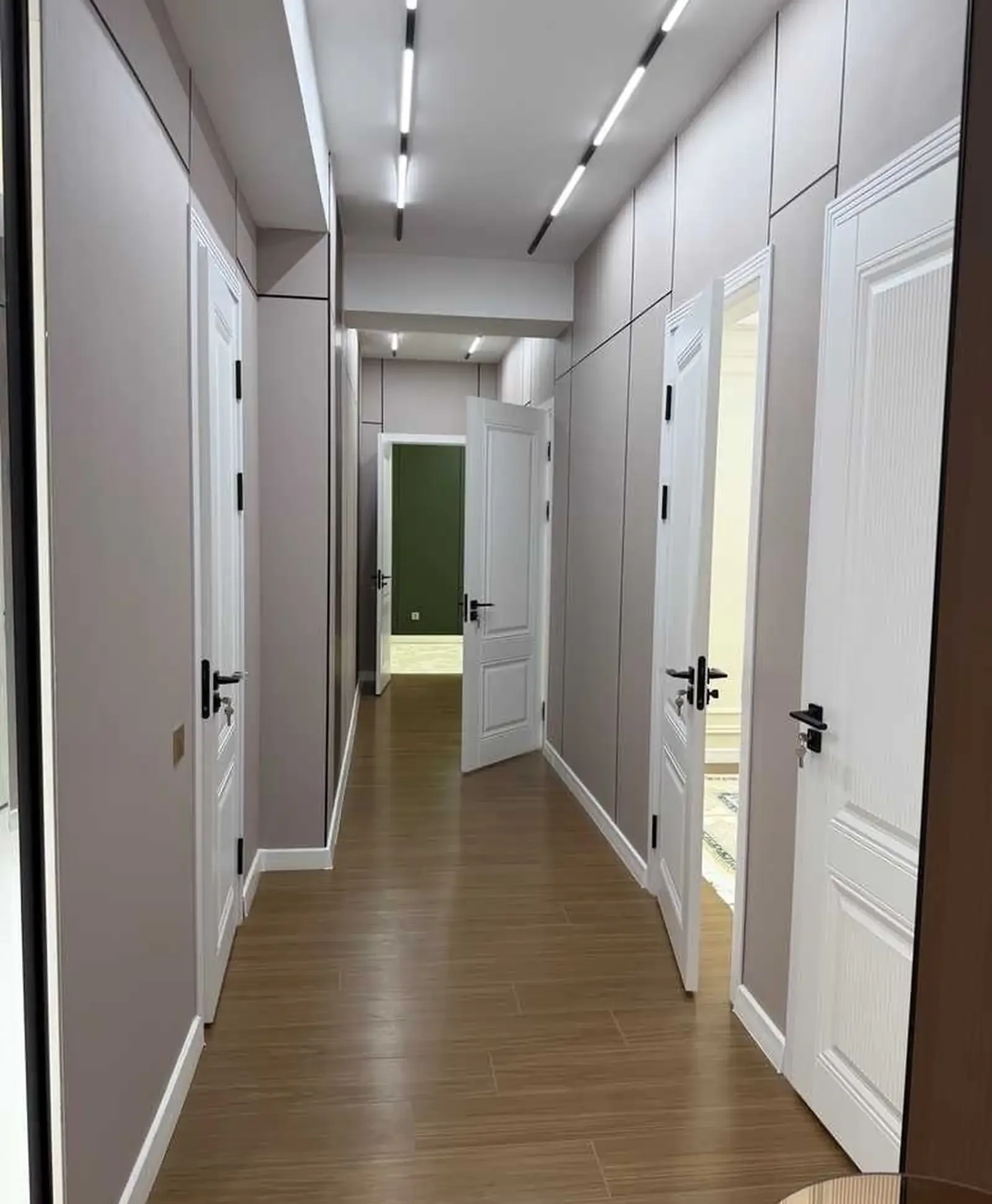4-комн. квартира, 16 этаж, 111 м², Шохмансур