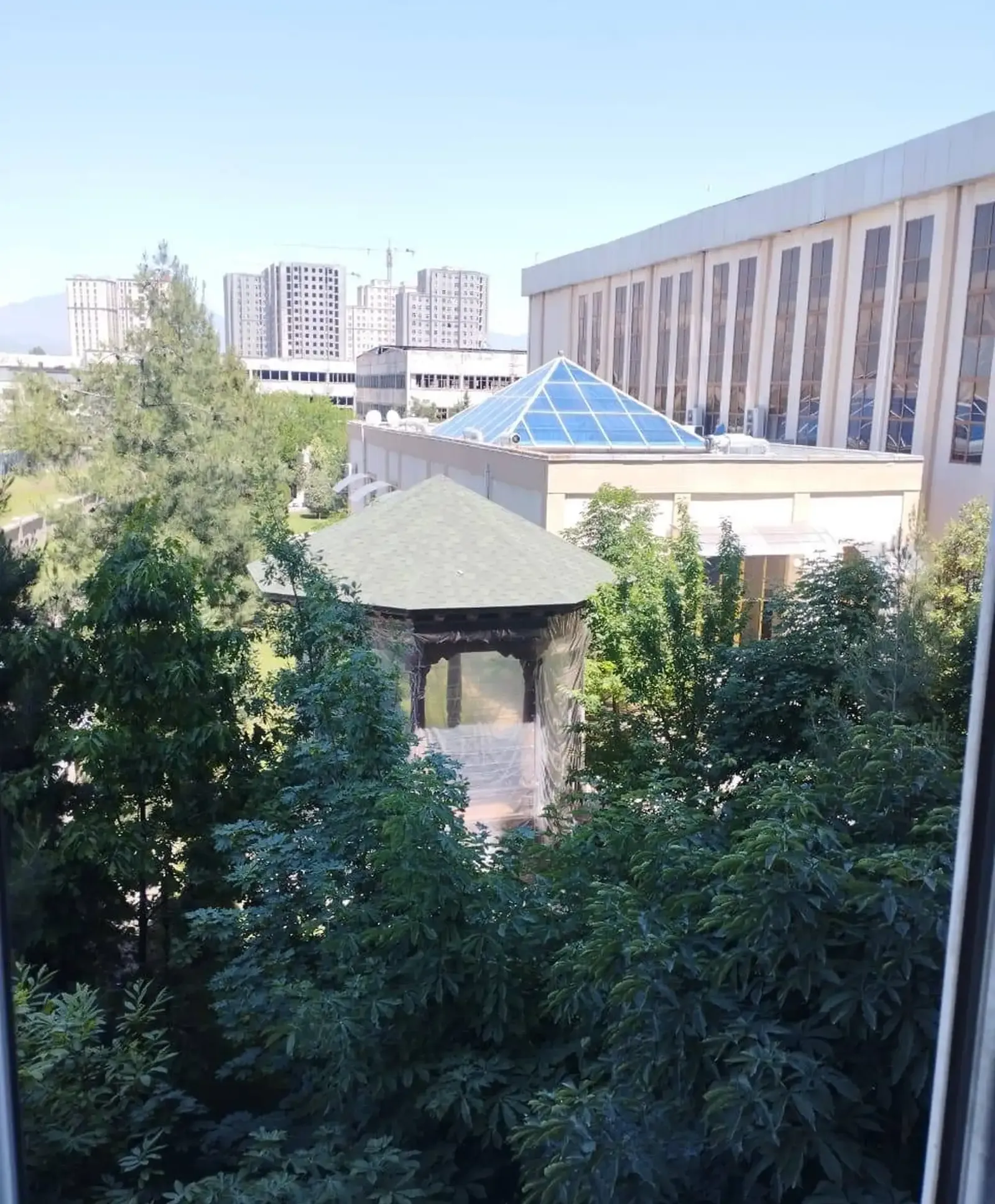 3-комн. квартира, 3 этаж, 112 м², Фирдавси