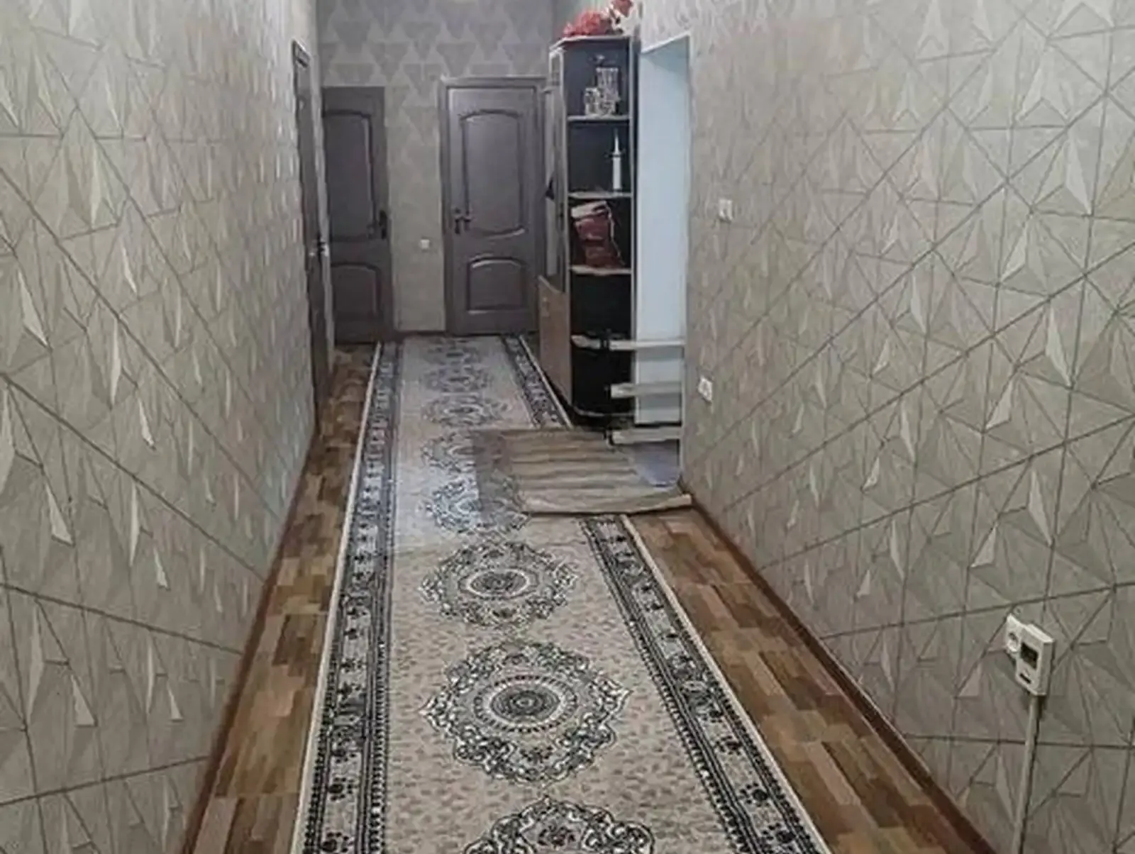 3-комн. квартира, 3 этаж, 108м², Шохмансур 3 база Айни 64