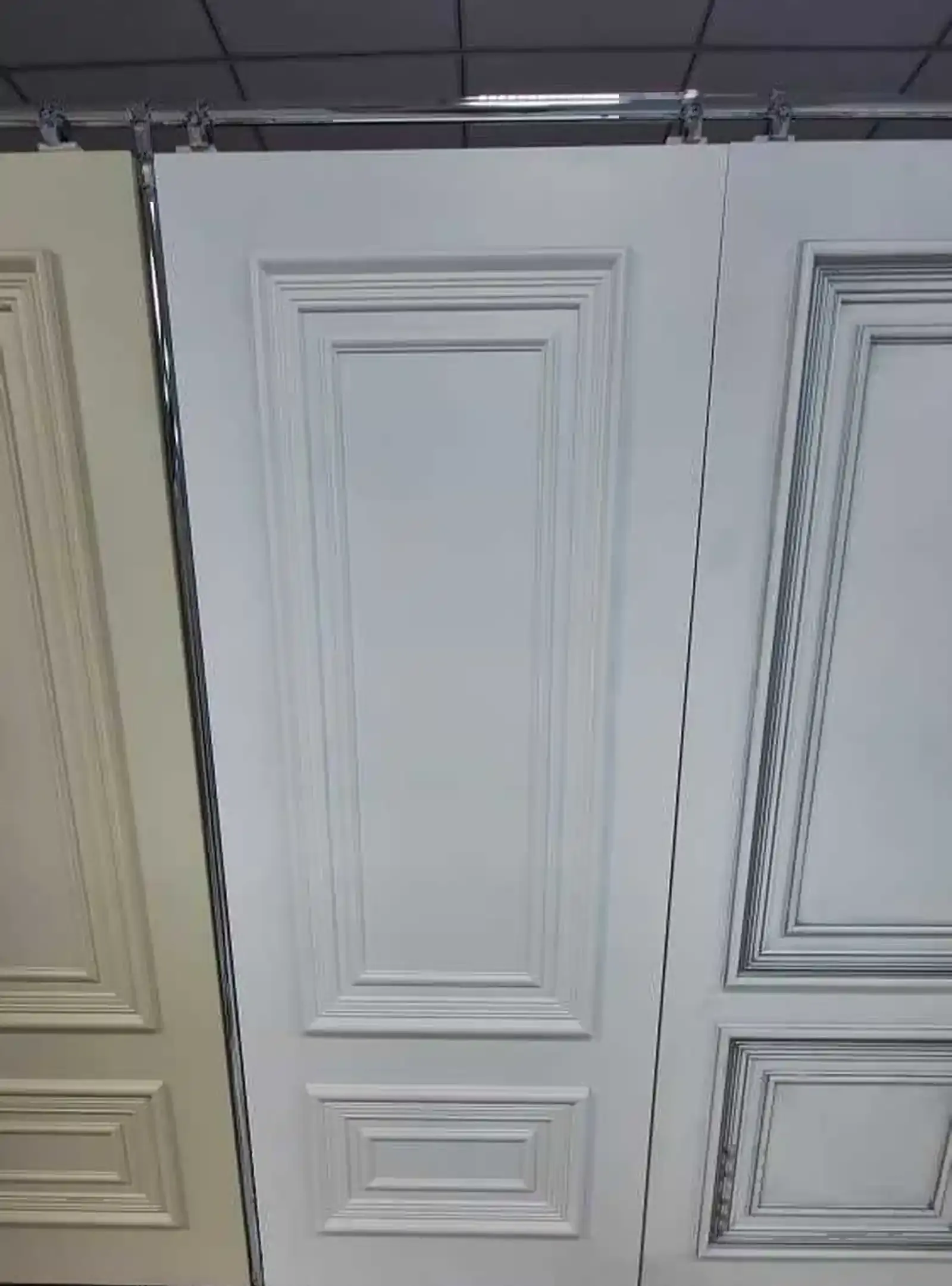 Дверь
