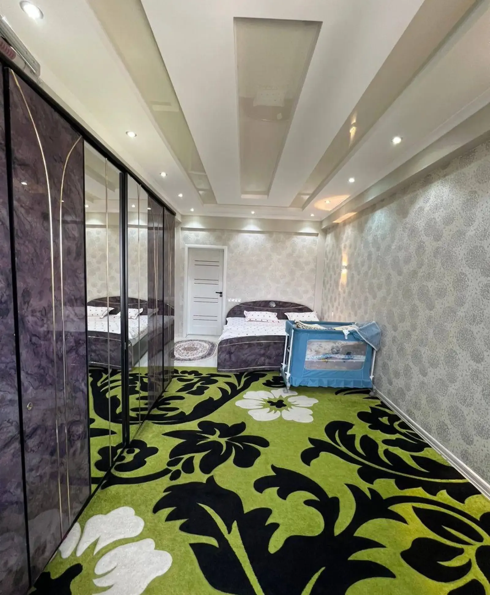 2-комн. квартира, 15 этаж, 80 м², Фирдавси