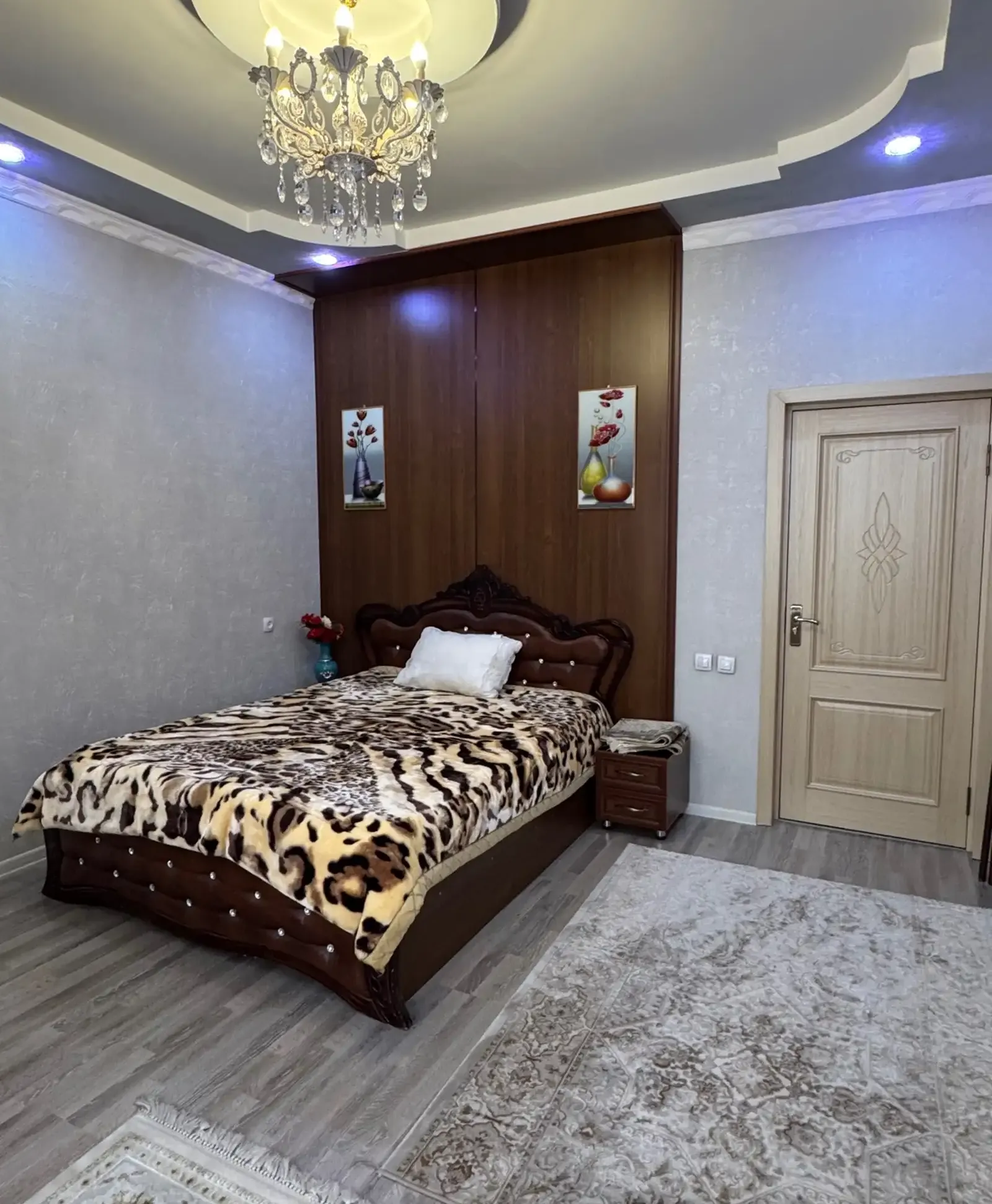 2-комн. квартира, 13 этаж, 67 м², 92 мкр, Кафе Суман.