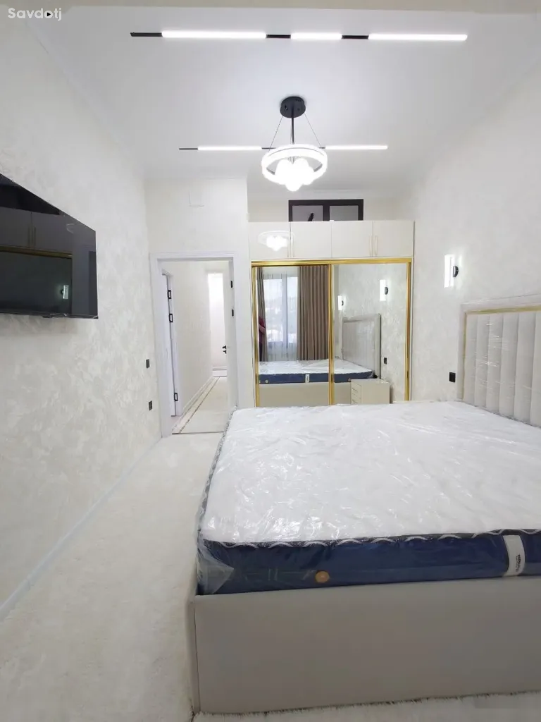 3-комн. квартира, 5 этаж, 68 м², сино