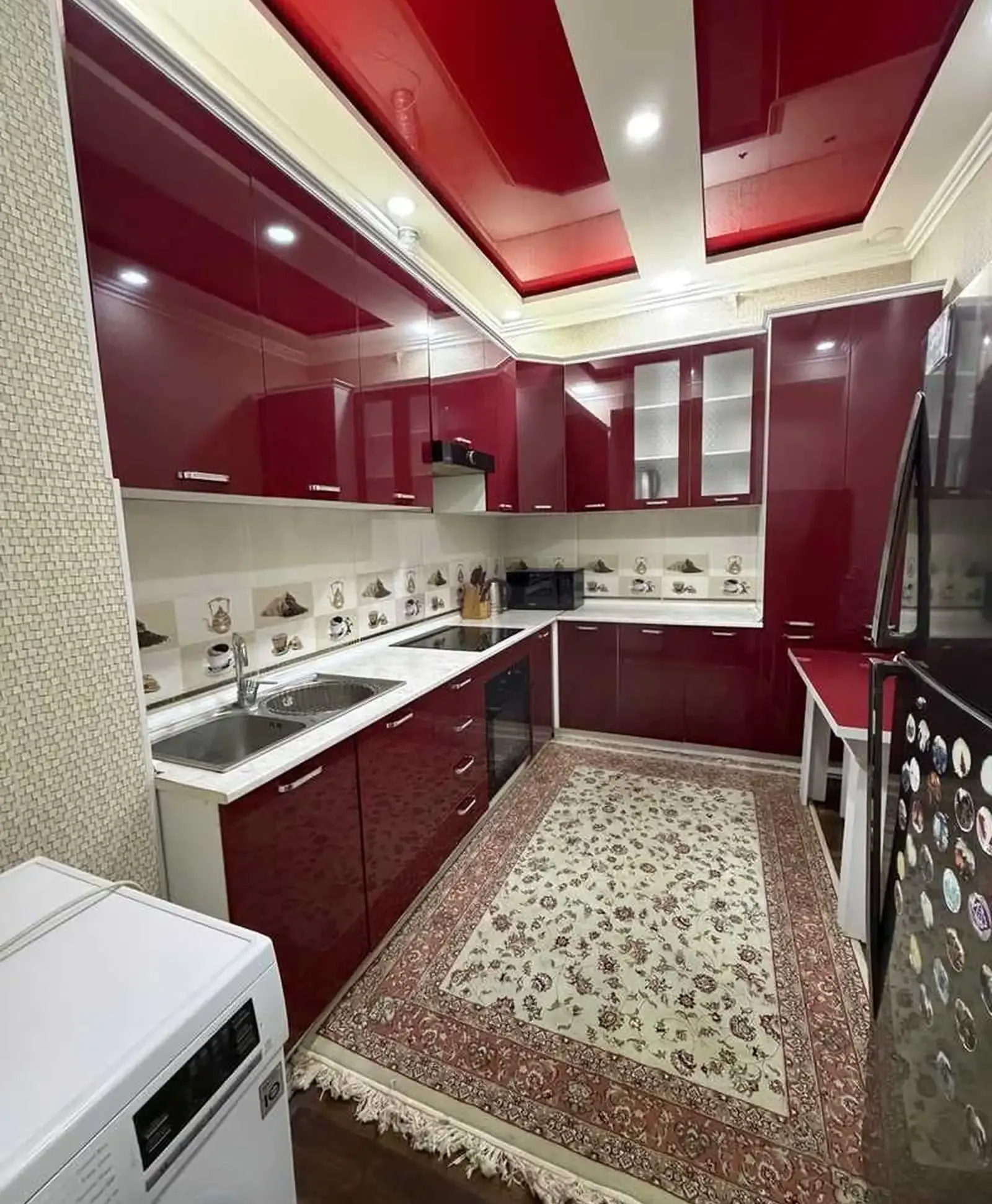 2-комн. квартира, 5 этаж, 82м², Садбарг