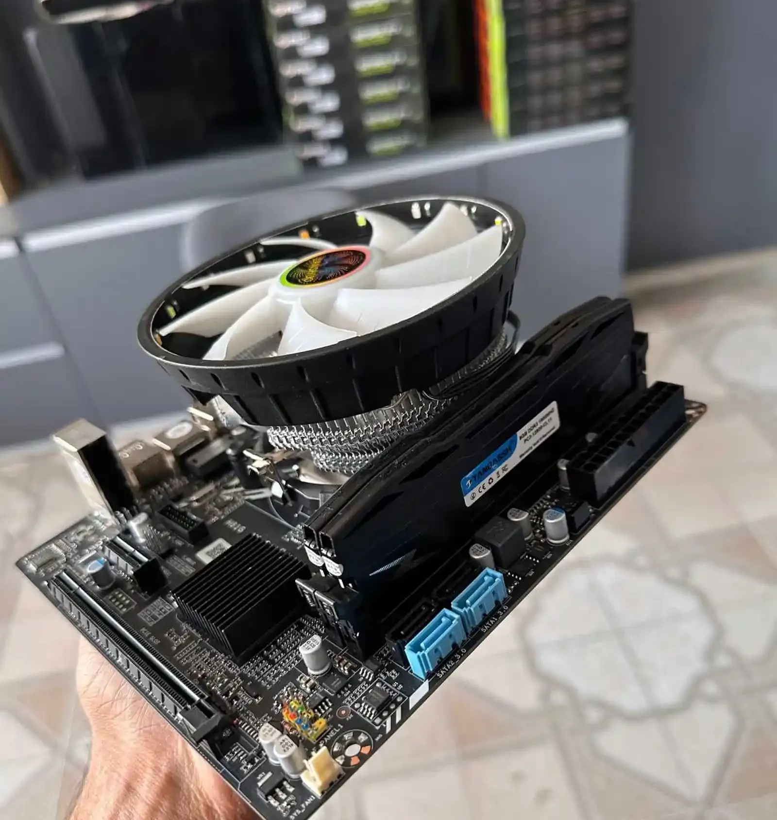 Материнская плата H81 - Core i7 4GEN