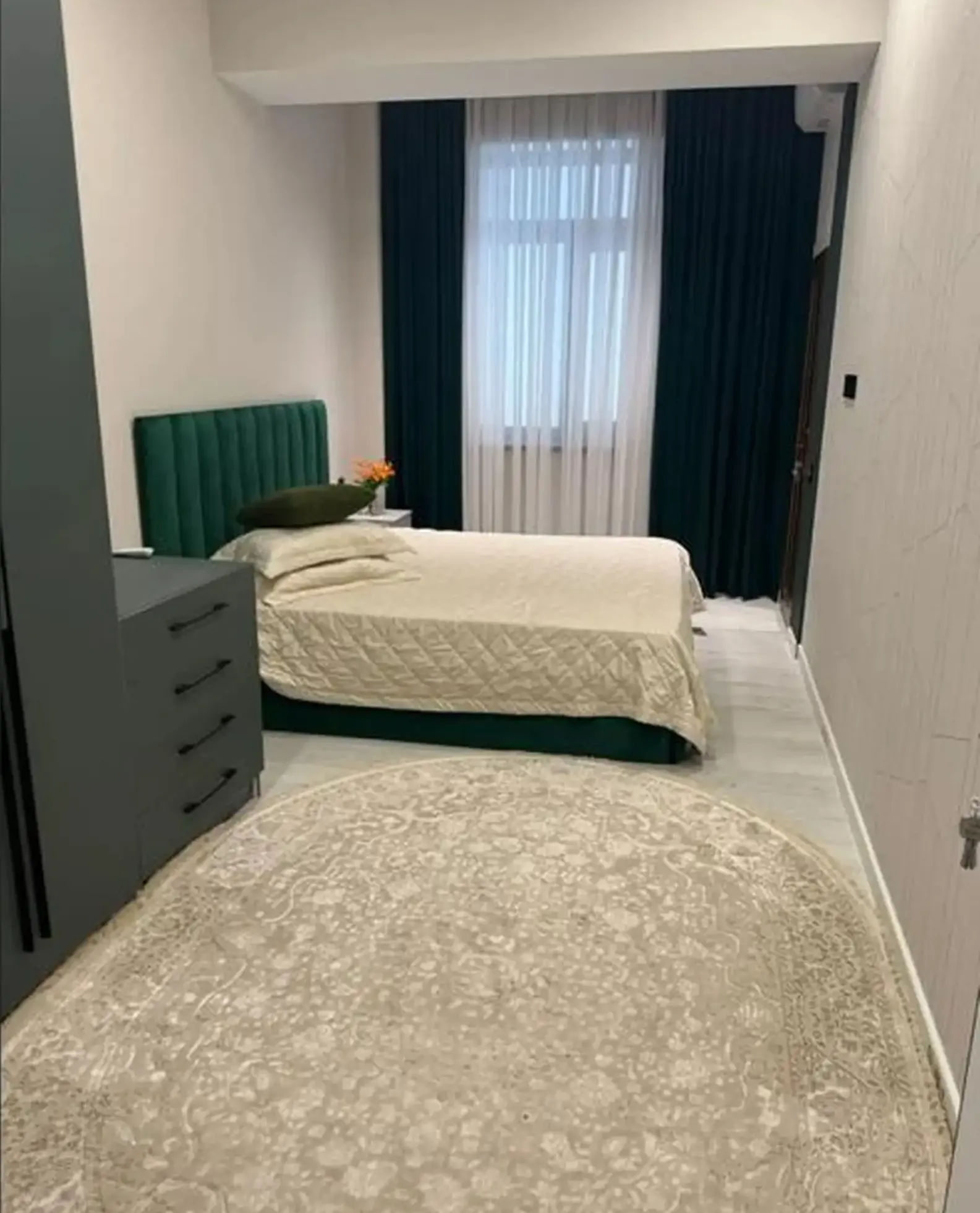 3-комн. квартира, 16 этаж, 90м², Шохмансур